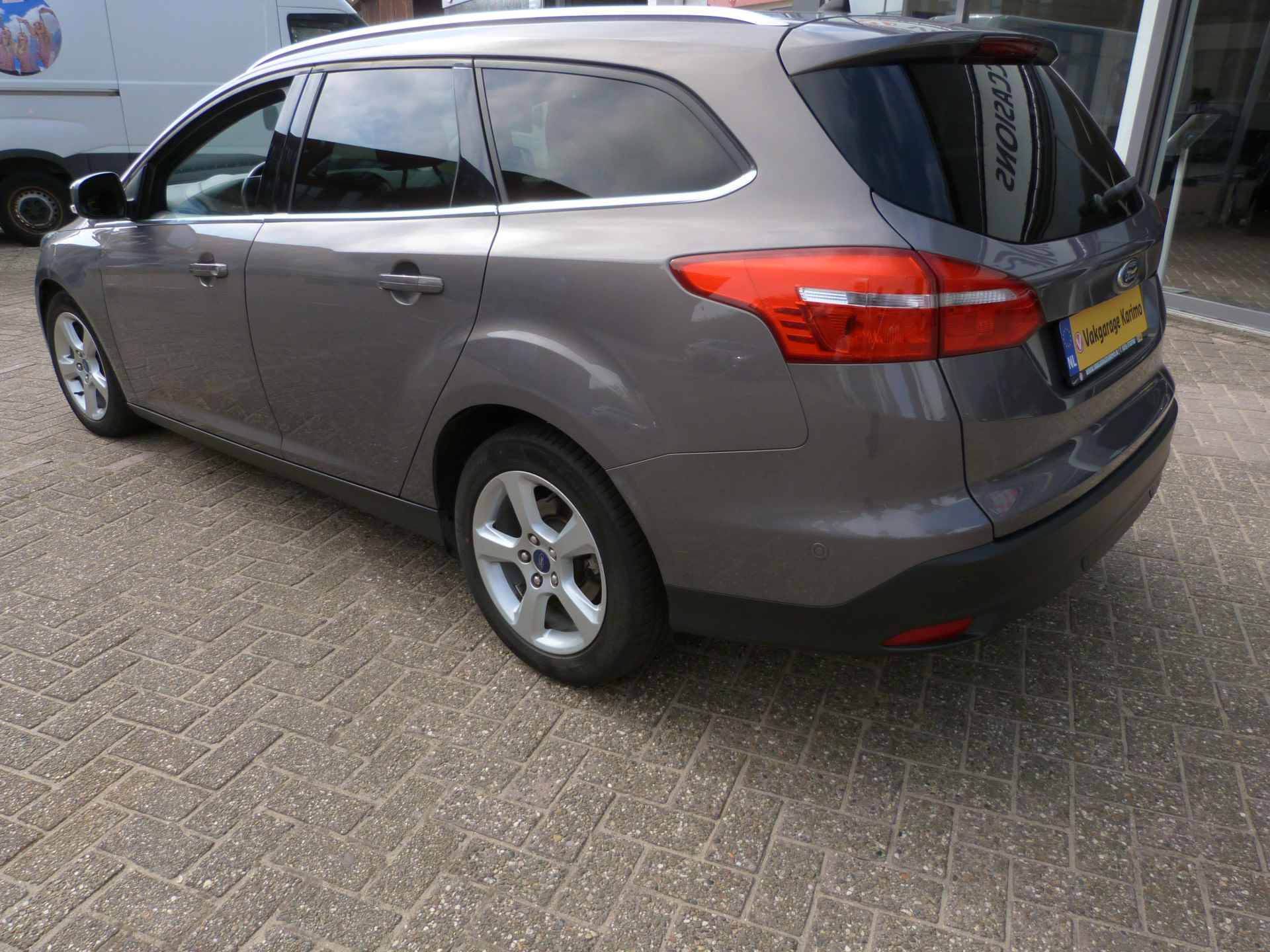 Ford FOCUS Wagon 1.0 First Edition - 8/17