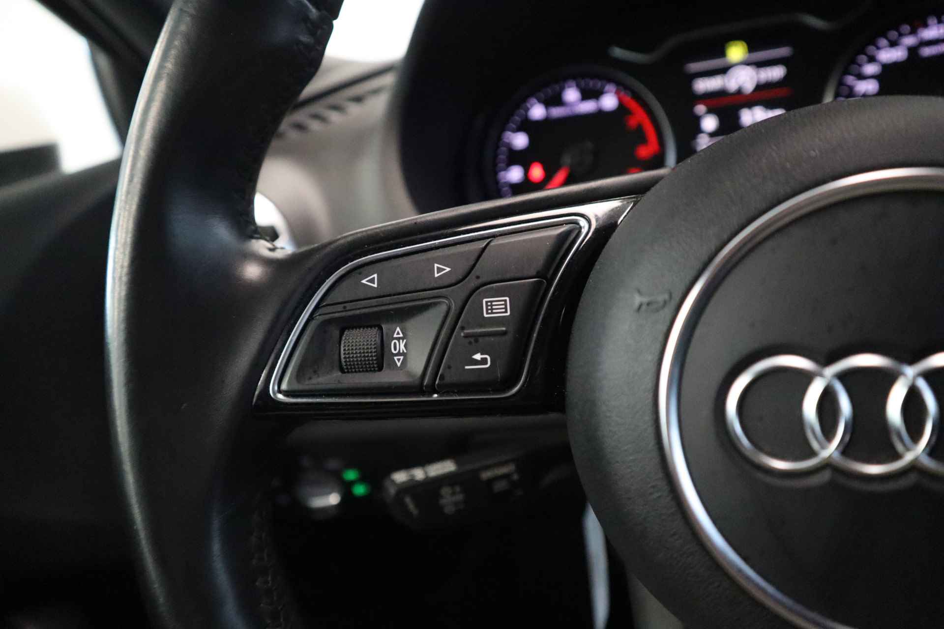 Audi A3 Limousine 1.4 TFSI CoD Design Pro Line Plus Panorama Dak 18LMV Navigatie S-line. - 12/28