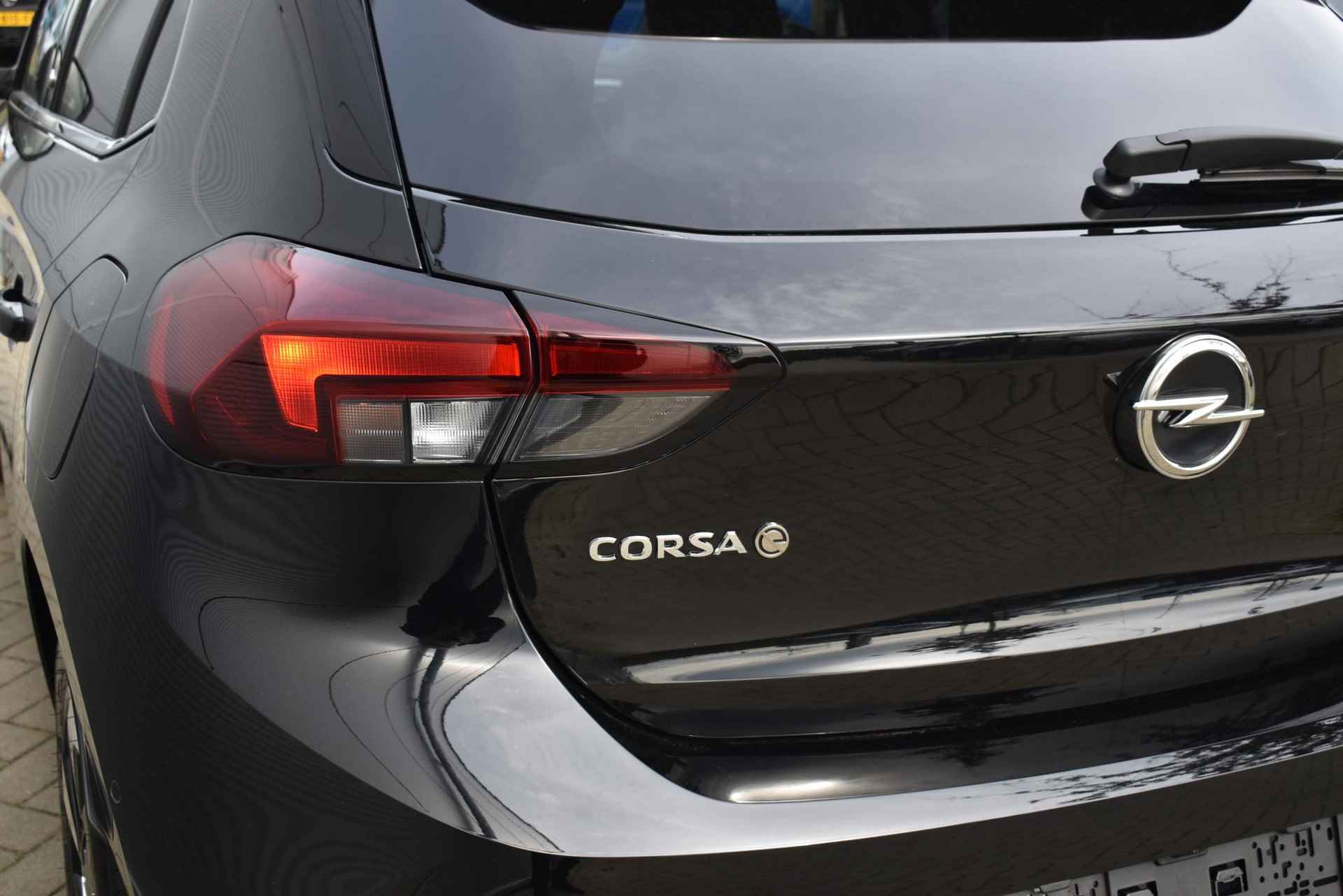 Opel Corsa-e Level 3 50 kWh 136 PK 11 KW Fase 3 / Direct leverbaar / incl.  5.000,- korting - 16/45