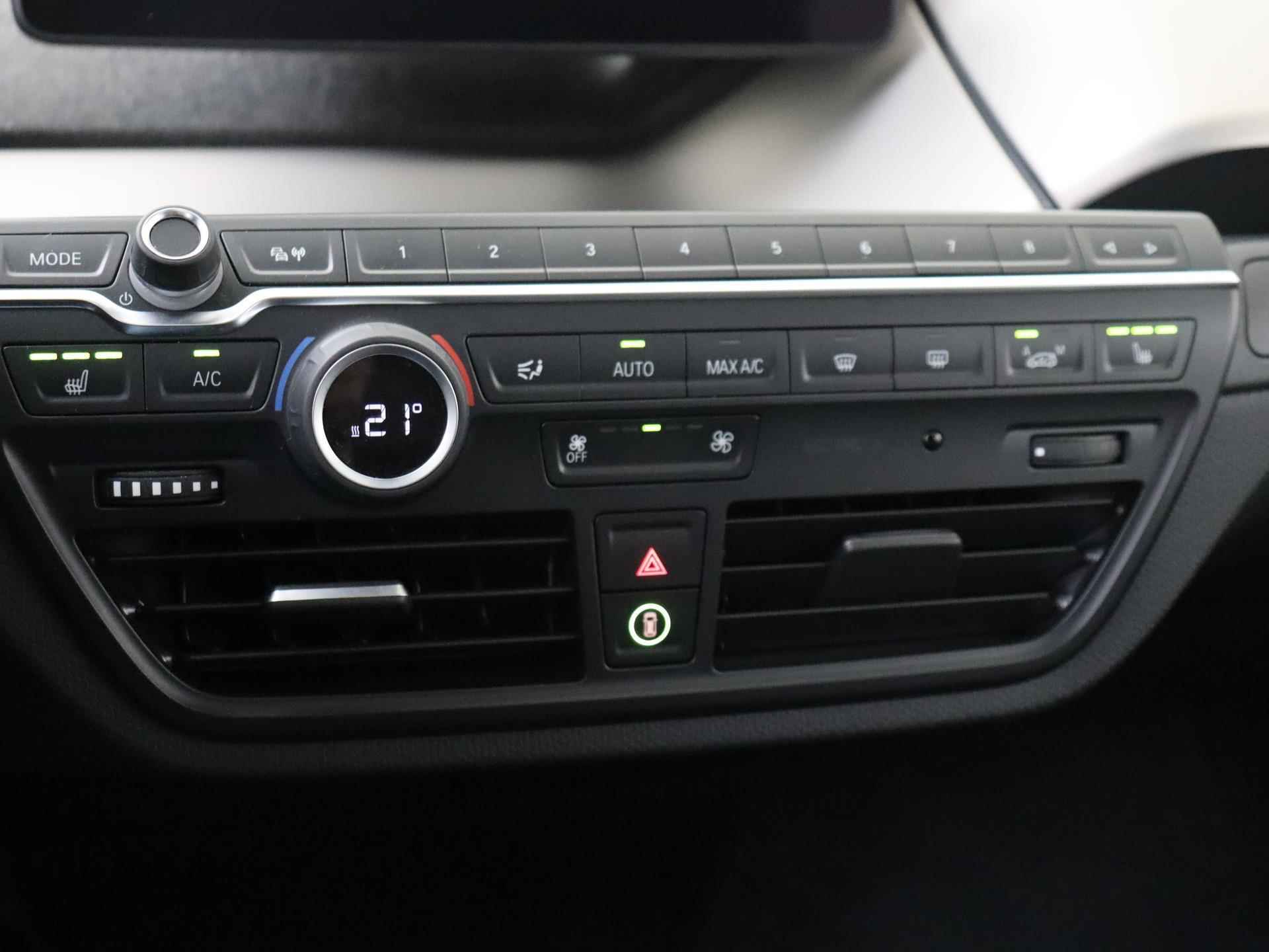 BMW i3 S iPerformance 94Ah 33 kWh | Adaptief cruis control | Stoelverwarming | Navigatie | Parkeersensoren achter | Panoramadak | - 12/29