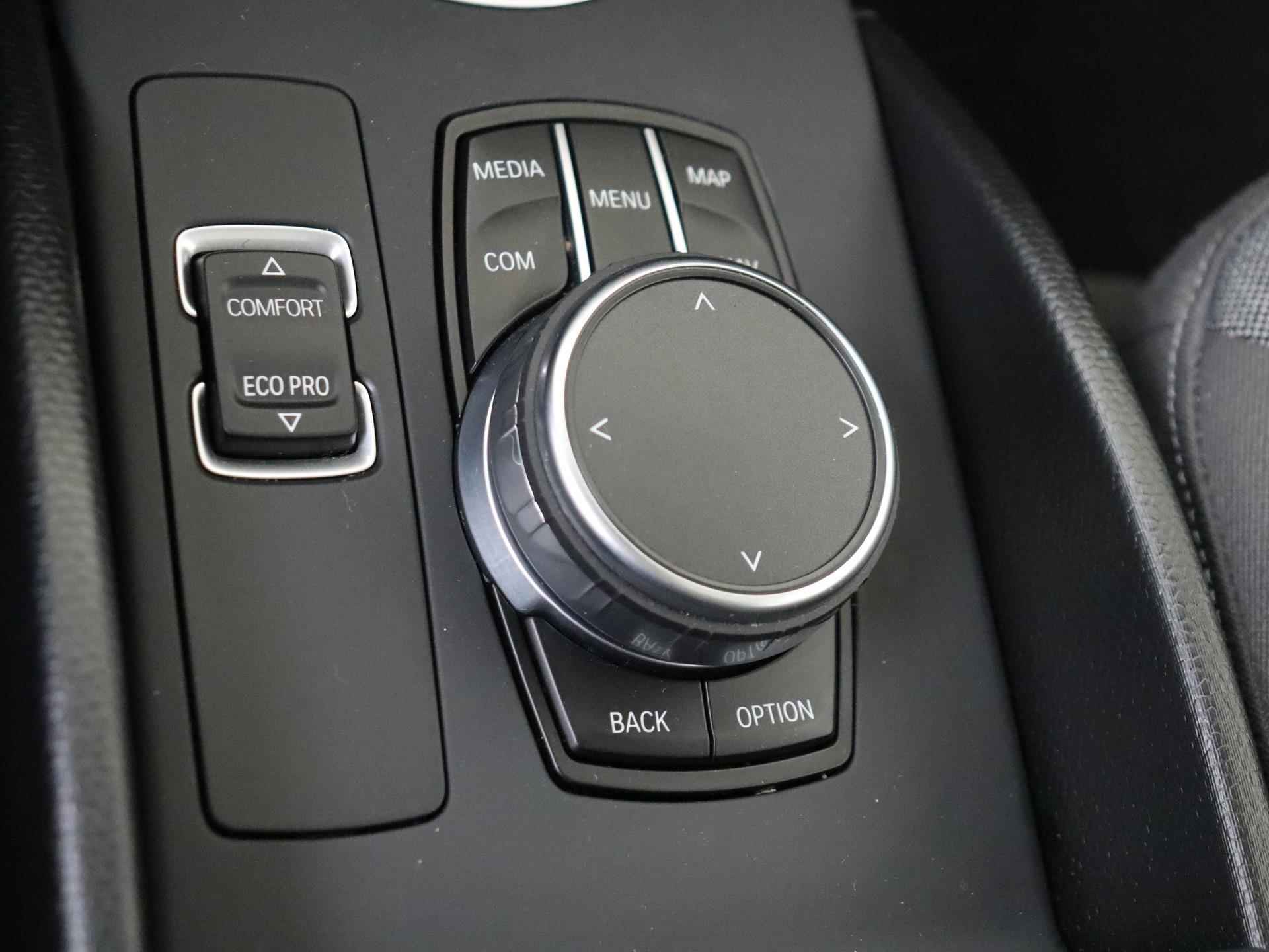 BMW i3 S iPerformance 94Ah 33 kWh | Adaptief cruis control | Stoelverwarming | Navigatie | Parkeersensoren achter | Panoramadak | - 17/29