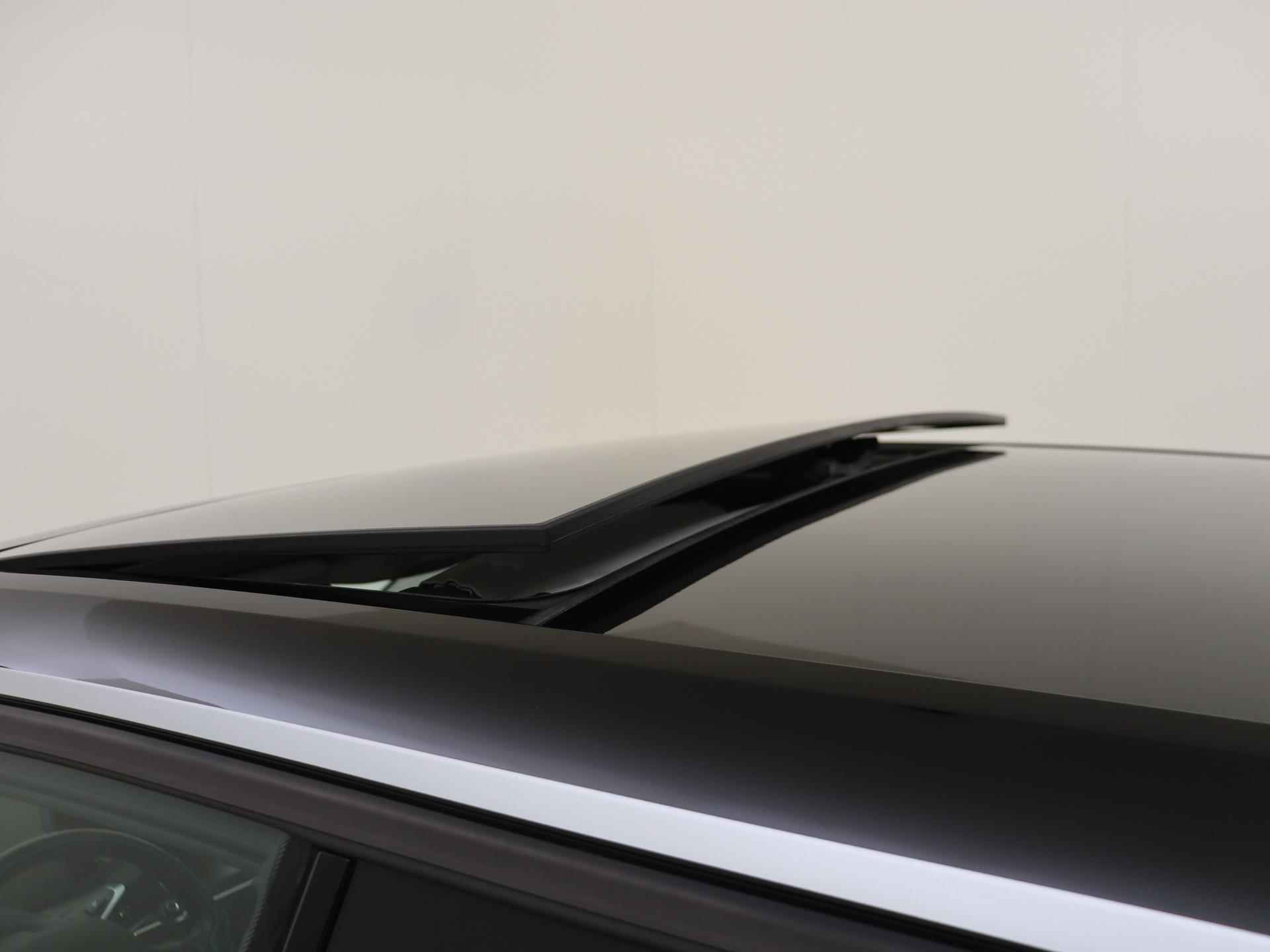 BMW i3 S iPerformance 94Ah 33 kWh | Adaptief cruis control | Stoelverwarming | Navigatie | Parkeersensoren achter | Panoramadak | - 26/29
