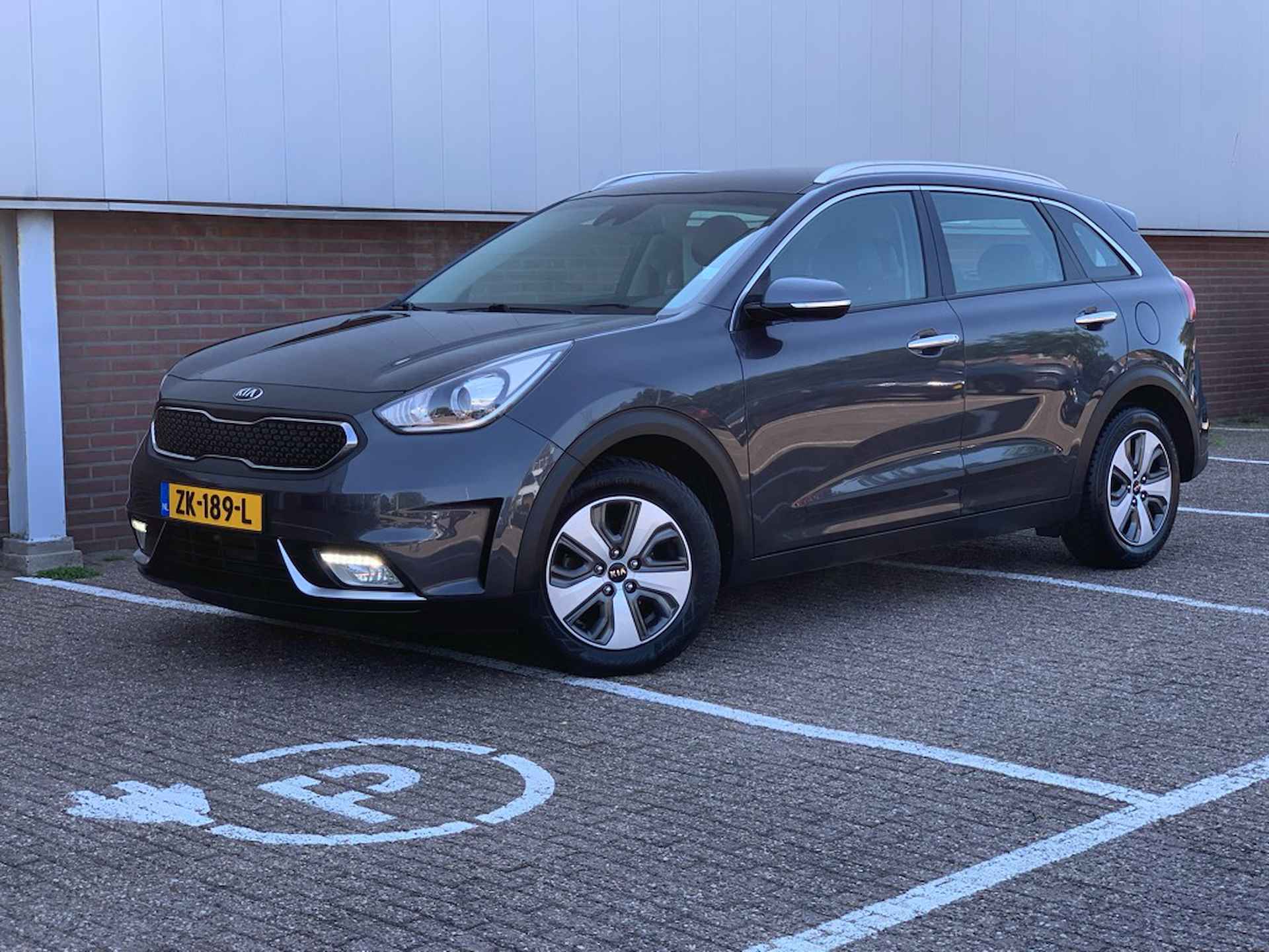 Kia Niro Automaat 1.6 GDi H. Execut.L - 1/19