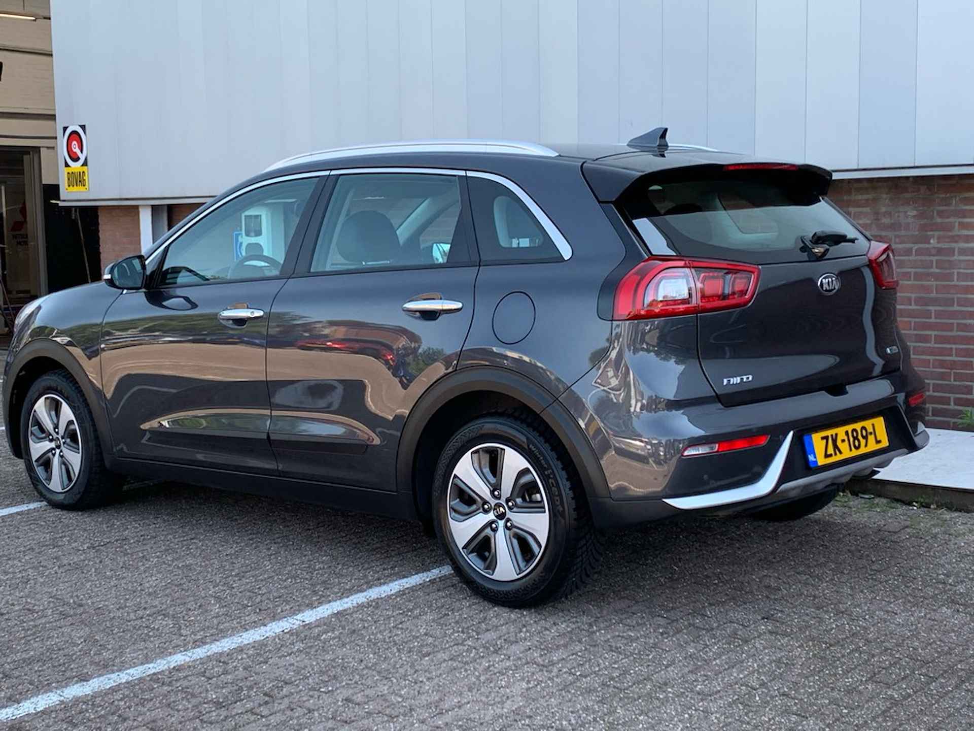 Kia Niro Automaat 1.6 GDi H. Execut.L - 4/19