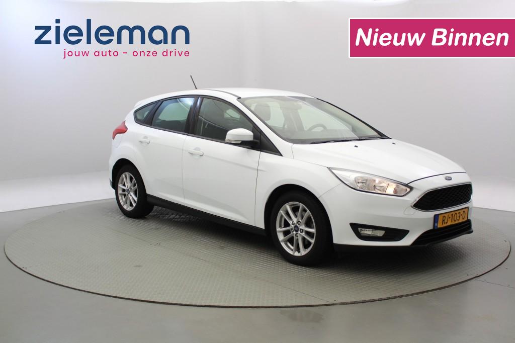 FORD Focus 1.0 First Edition - Navi, Cruise