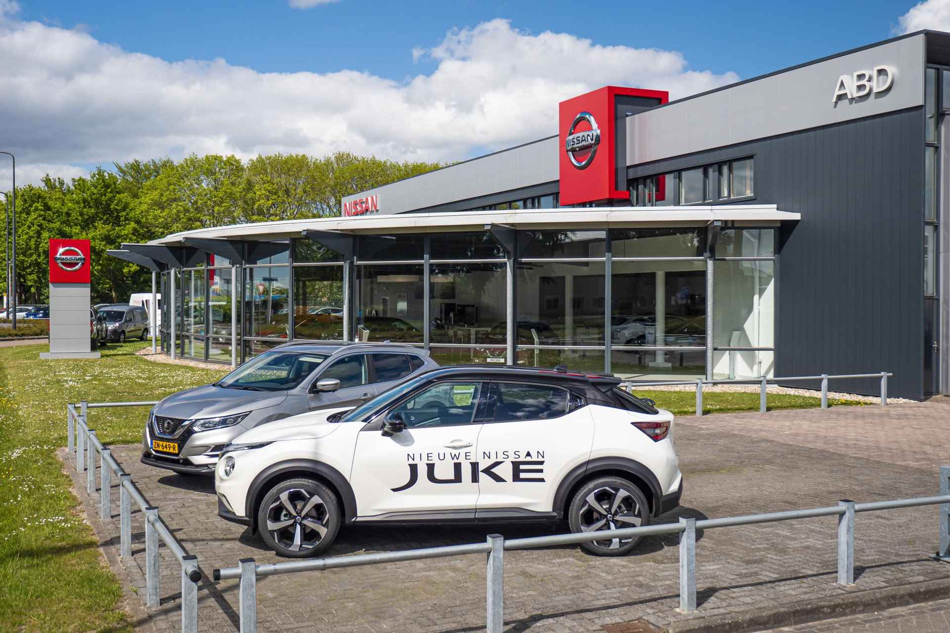 Nissan Qashqai 116pk Tekna + | Stoelverwarming | BOSE | Elektrisch Verstelbare Bestuurdersstoel |360° Camera en Parkeersensoren | keyless-entree | - 45/45