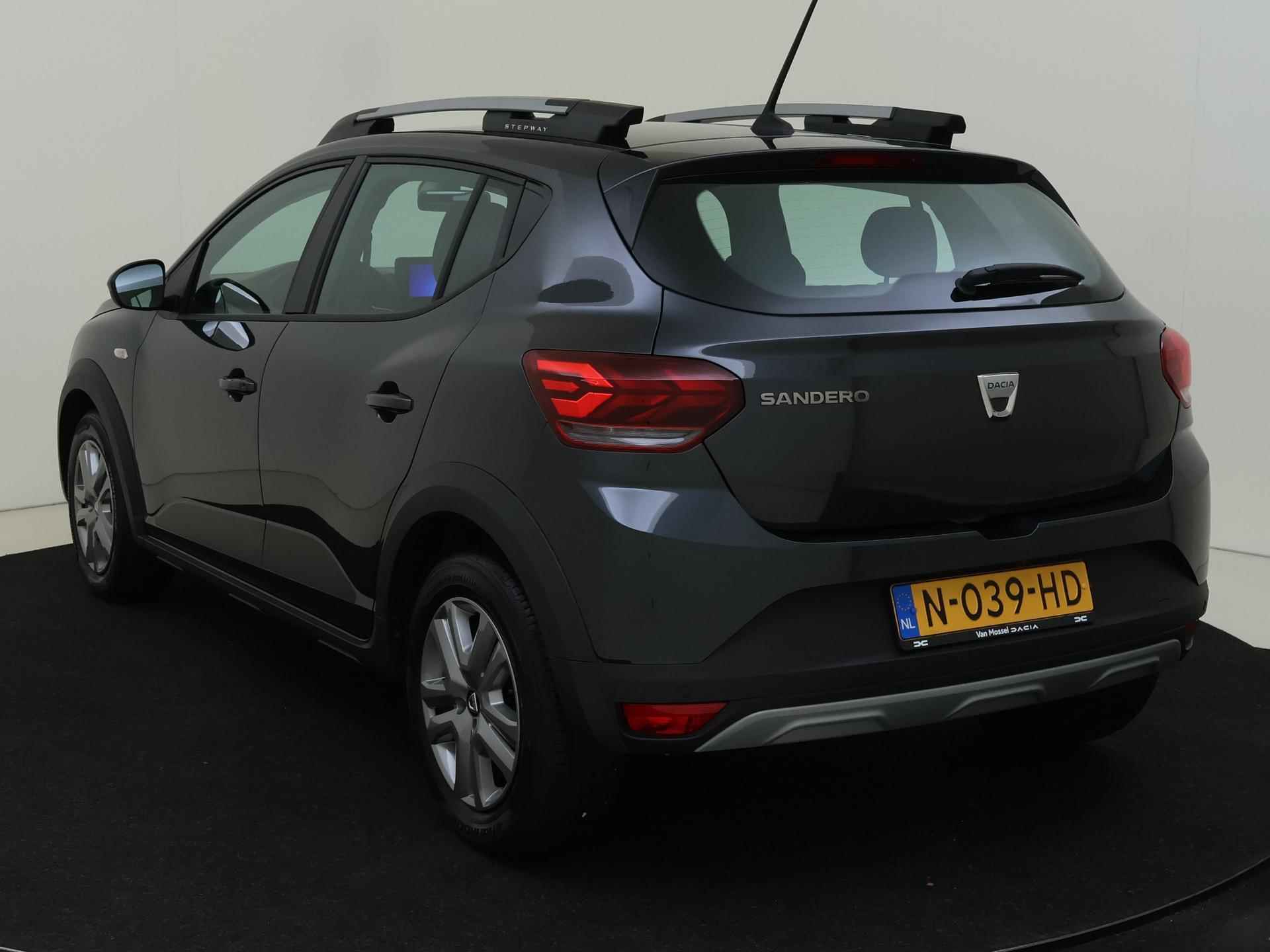 Dacia Sandero Stepway 1.0 TCe 90 Comfort | AUTOMAAT / Camera / GERESERVEERD - 7/26