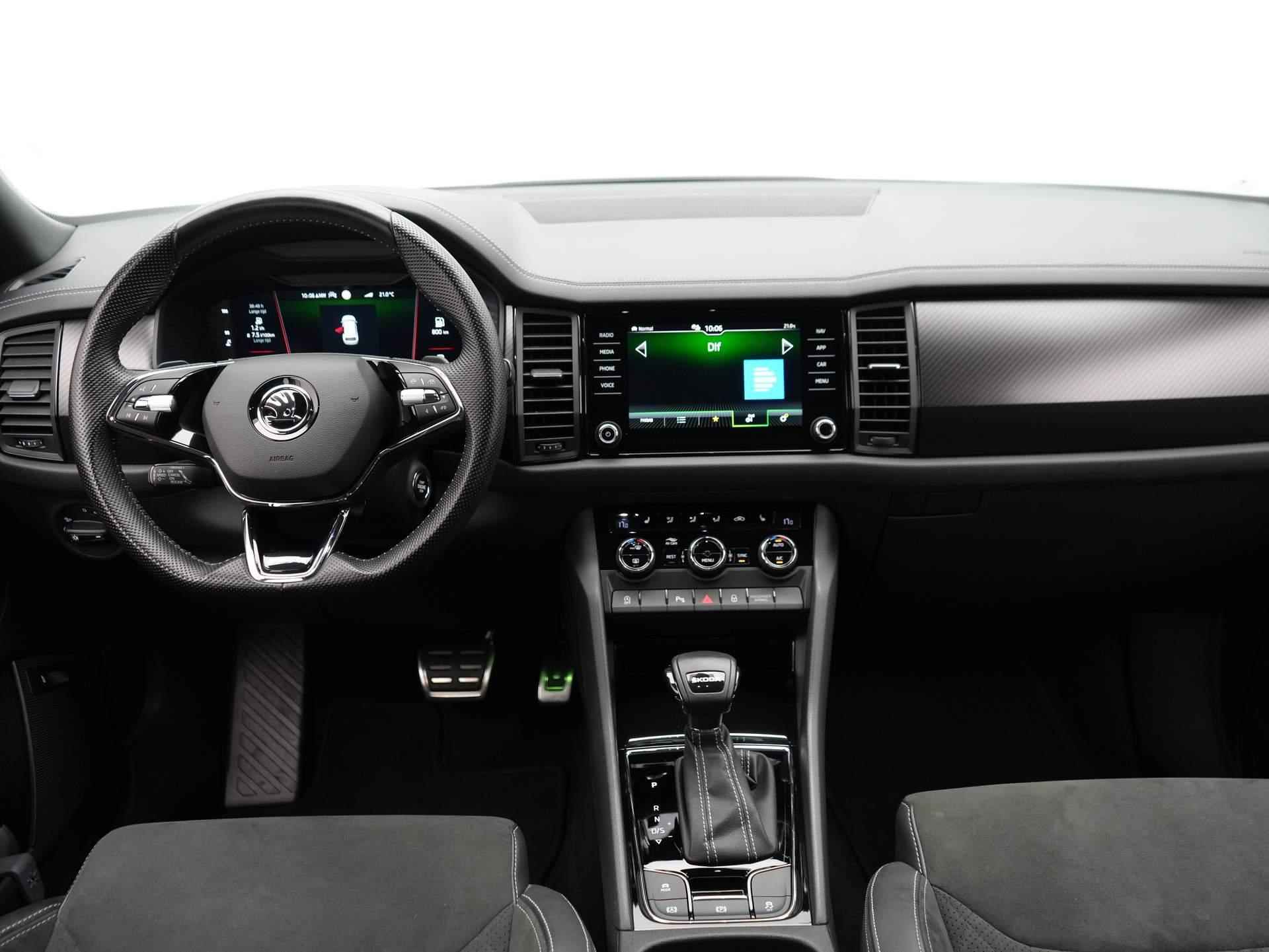 Skoda Kodiaq 1.5 TSI Sportline Business 7p. Trekhaak - Navigatie - Panoramadak - Camera - 12/68