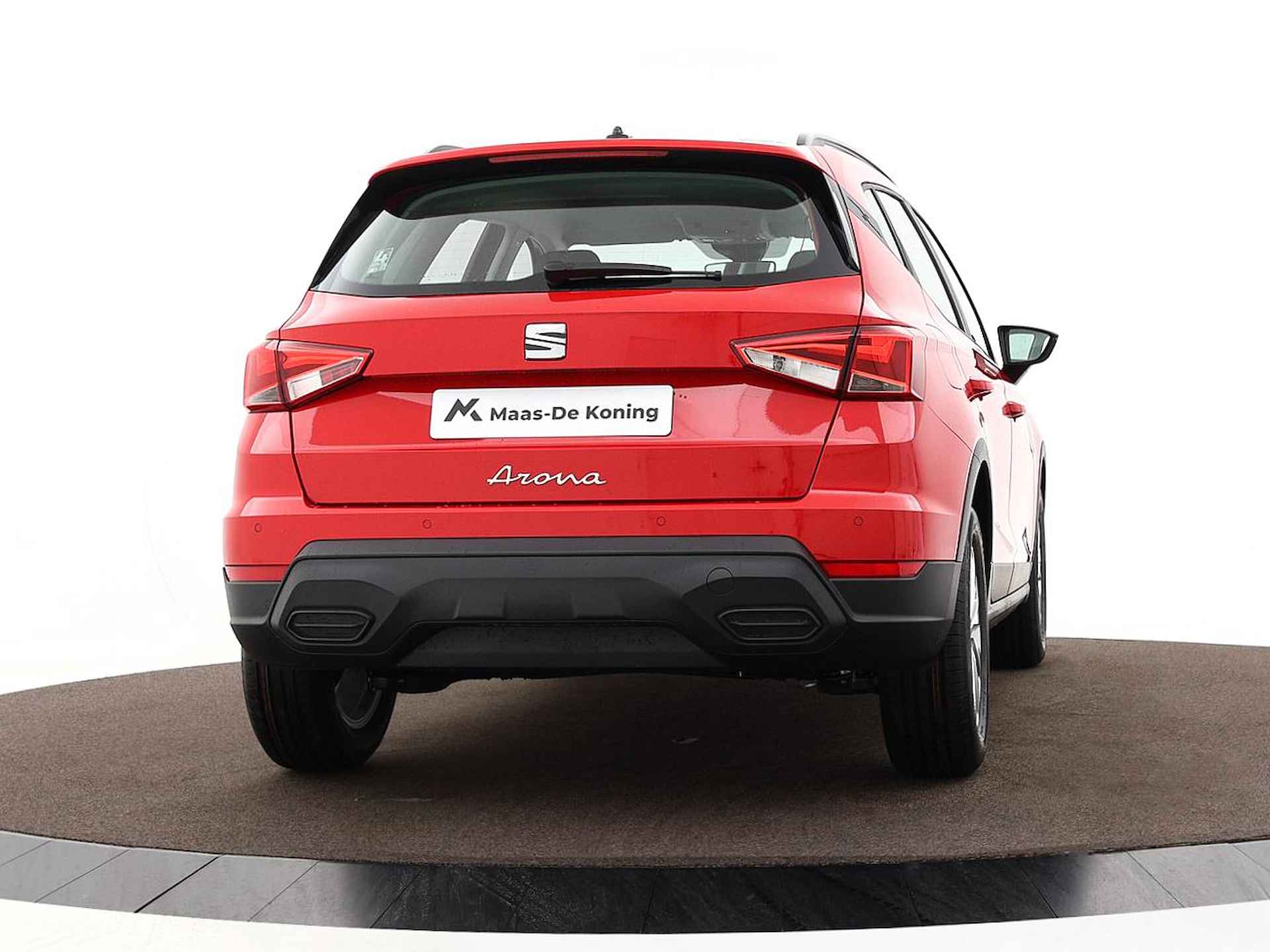 SEAT Arona Reference 1.0 70 kW / 95 pk EcoTSI SUV 5 versn. Ha | Apple Carplay | Privatelease 329,- per maand! | Snel uit voorraad rijden! - 8/19