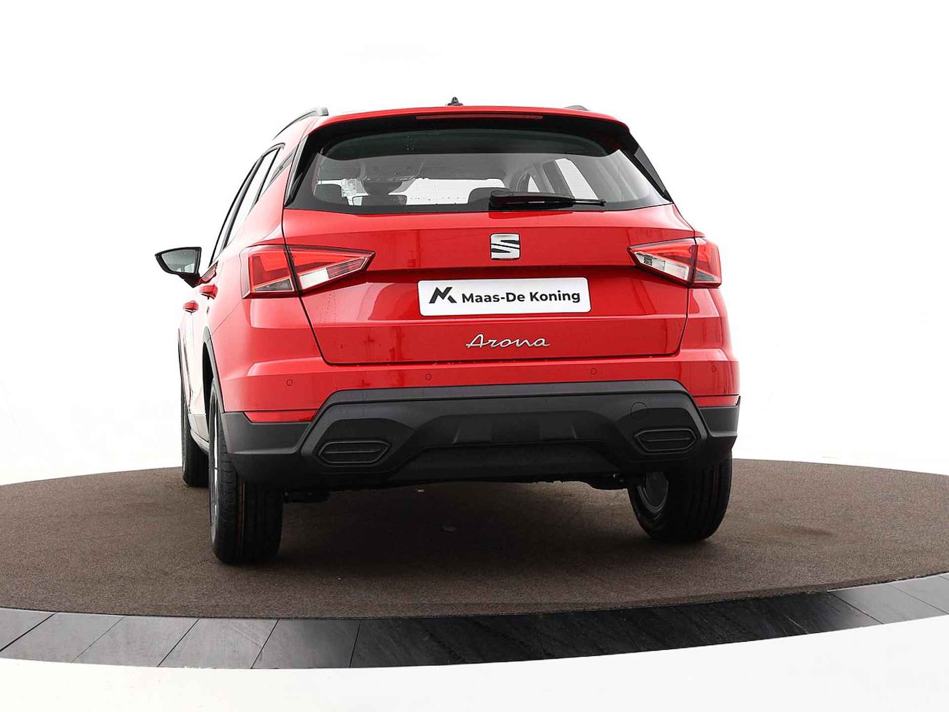 SEAT Arona Reference 1.0 70 kW / 95 pk EcoTSI SUV 5 versn. Ha | Apple Carplay | Privatelease 329,- per maand! | Snel uit voorraad rijden! - 9/19