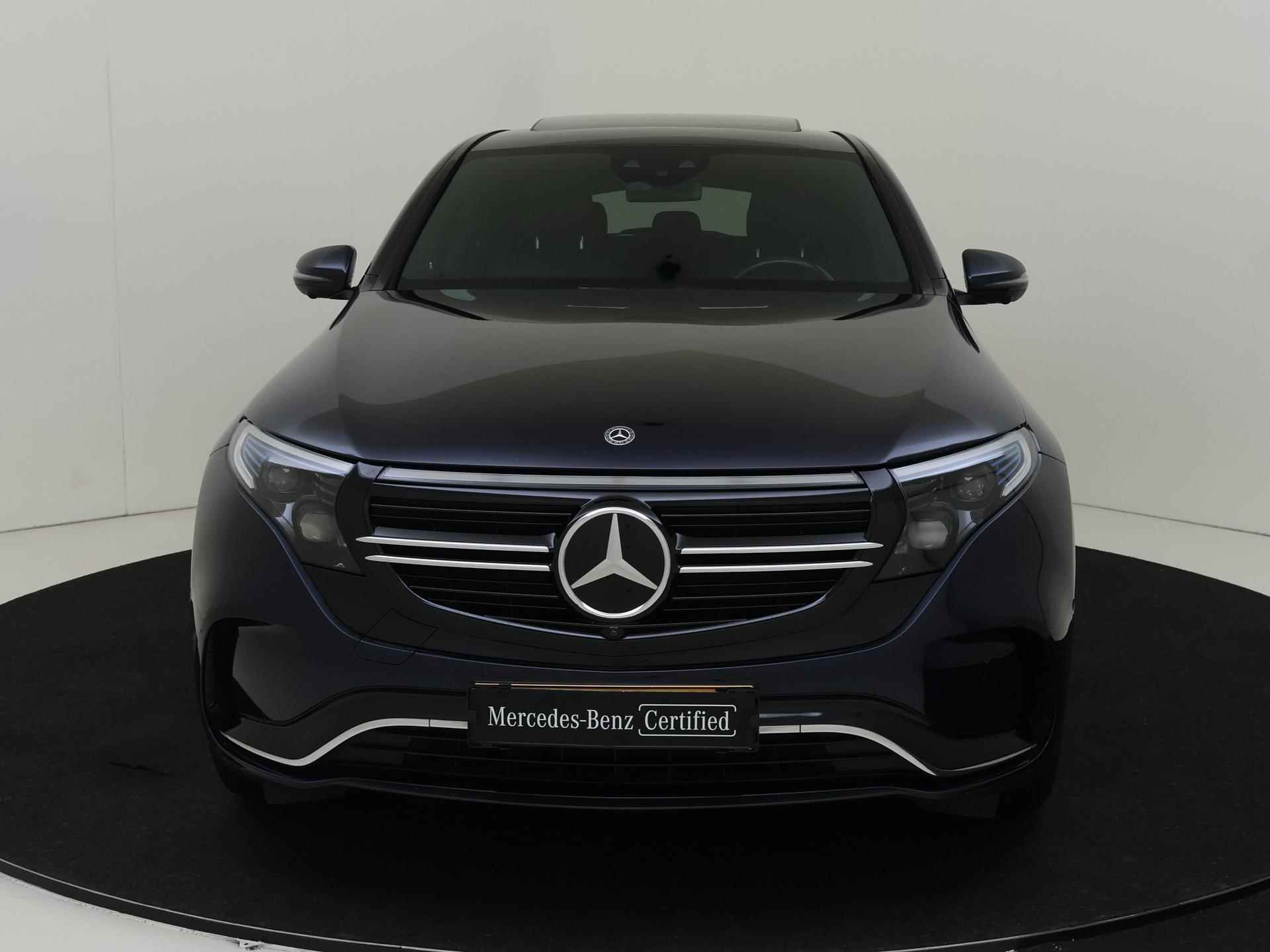 Mercedes-Benz EQC 400 4MATIC Business Solution AMG 80 kWh / Stoelverwarming / Memory-Stoelen / Panaroma-schuifdak / Trekhaak / Rij-assistentiepakket / Achteruitrijcamera / - 9/35