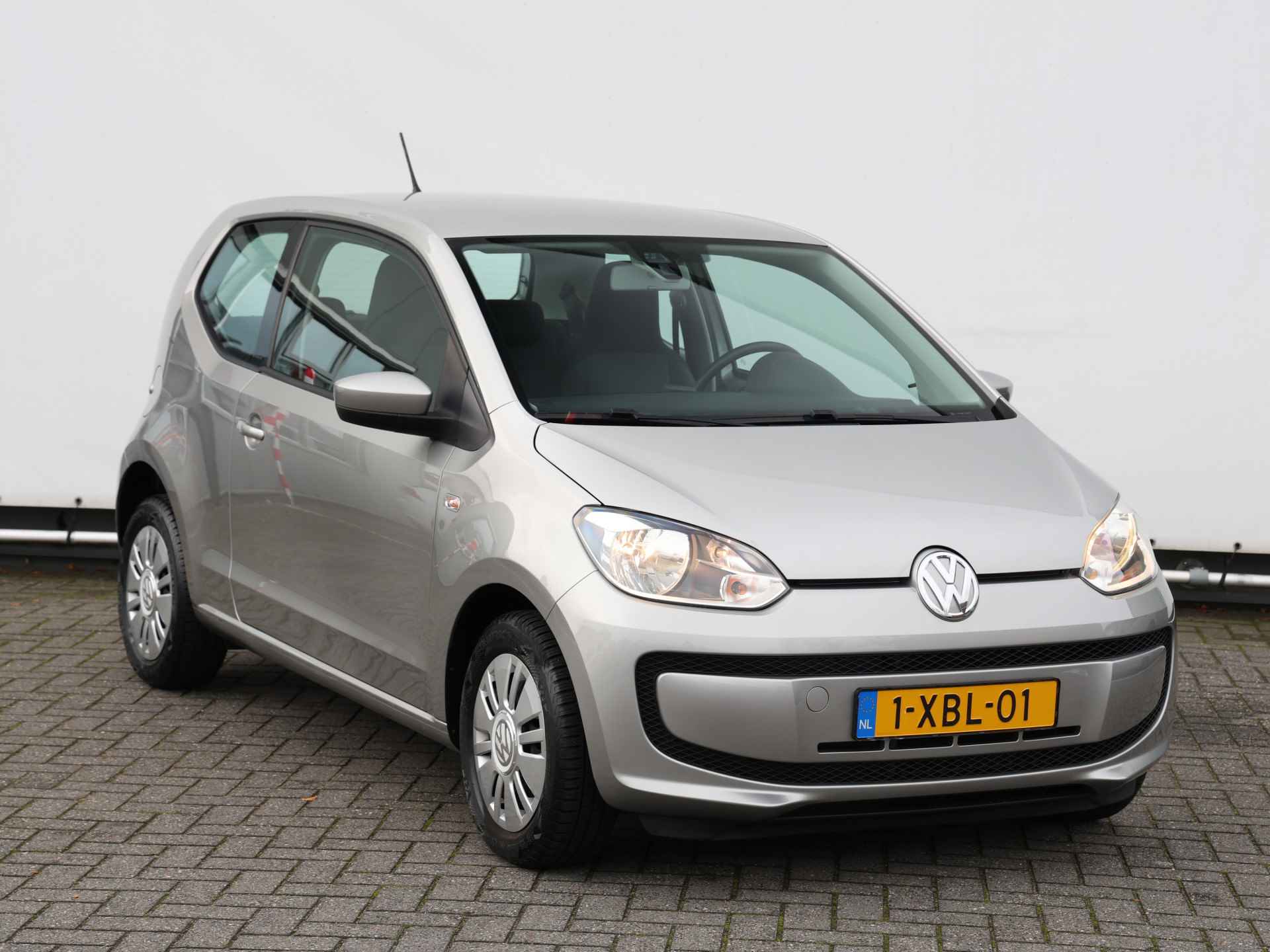 Volkswagen up! 1.0 move up! BlueMotion 68 pk | Airco | Elektrische ramen | CNG - 3/29