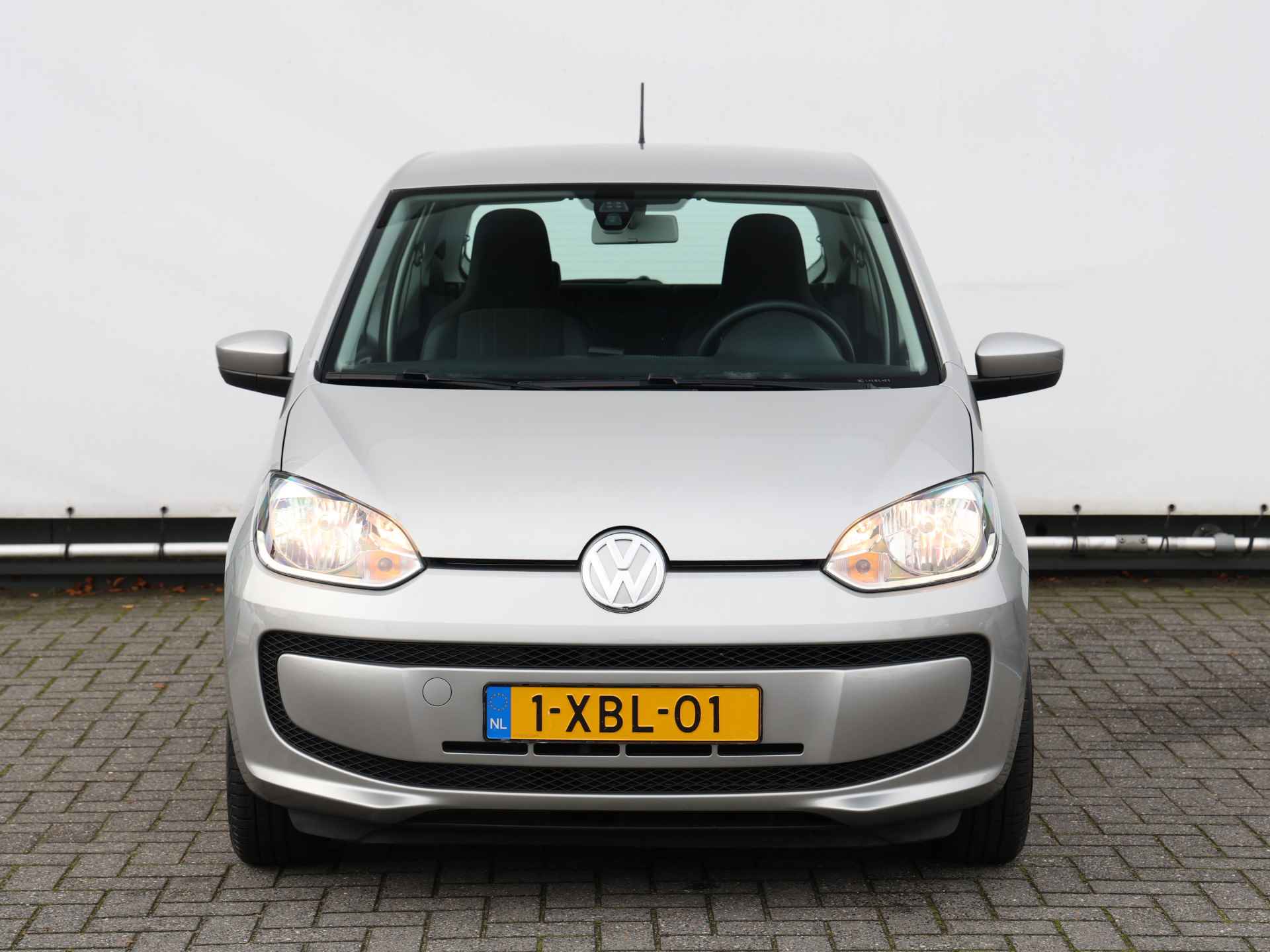 Volkswagen up! 1.0 move up! BlueMotion 68 pk | Airco | Elektrische ramen | CNG - 4/29