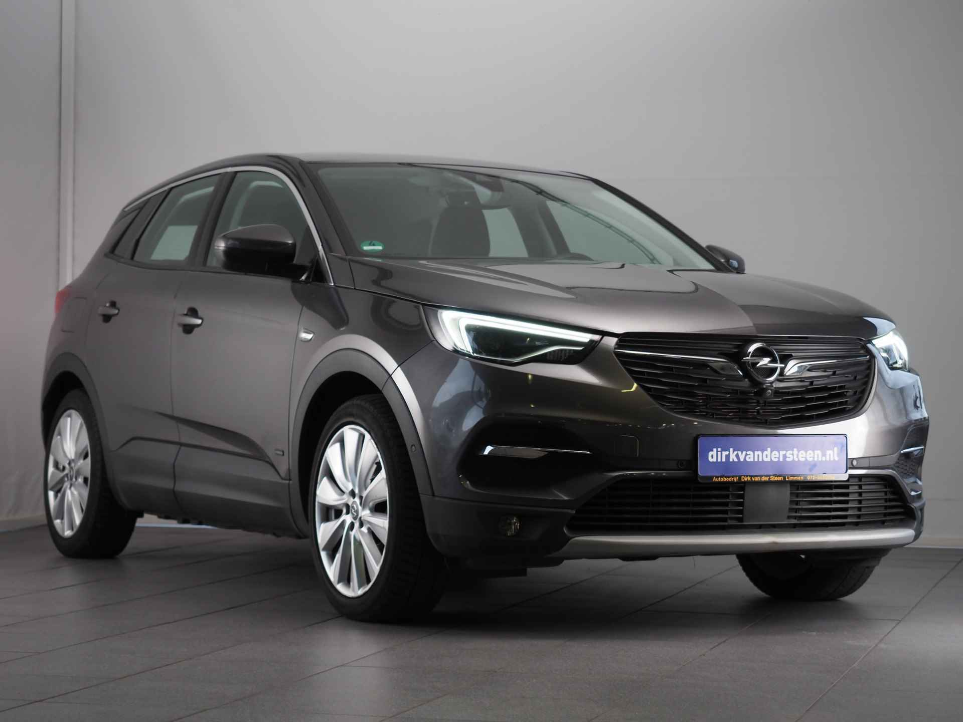 Opel Grandland X 1.6 Turbo Hybrid4 Ultimate | Achteruitrijcamera | Apple Carplay/Android Auto | Cruise Control Adaptief | Carkit | Elektrisch Bedienbare Achterklep | Keyless Start/Entry | - 17/38