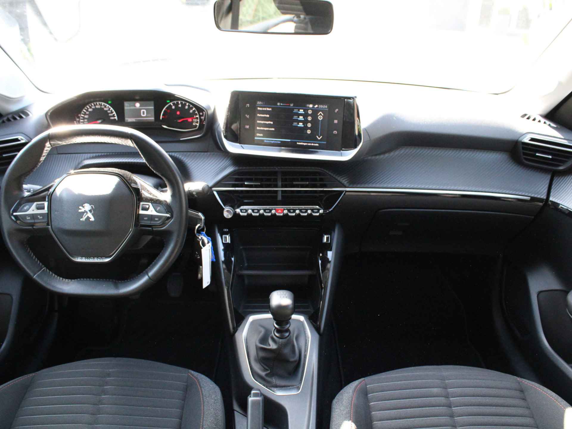 Peugeot 208 1.2 PureTech Active 100PK Airco, Navigatie, Parkeerhulp, Audio - DAB, Telefoon Bluetooth - 15/47