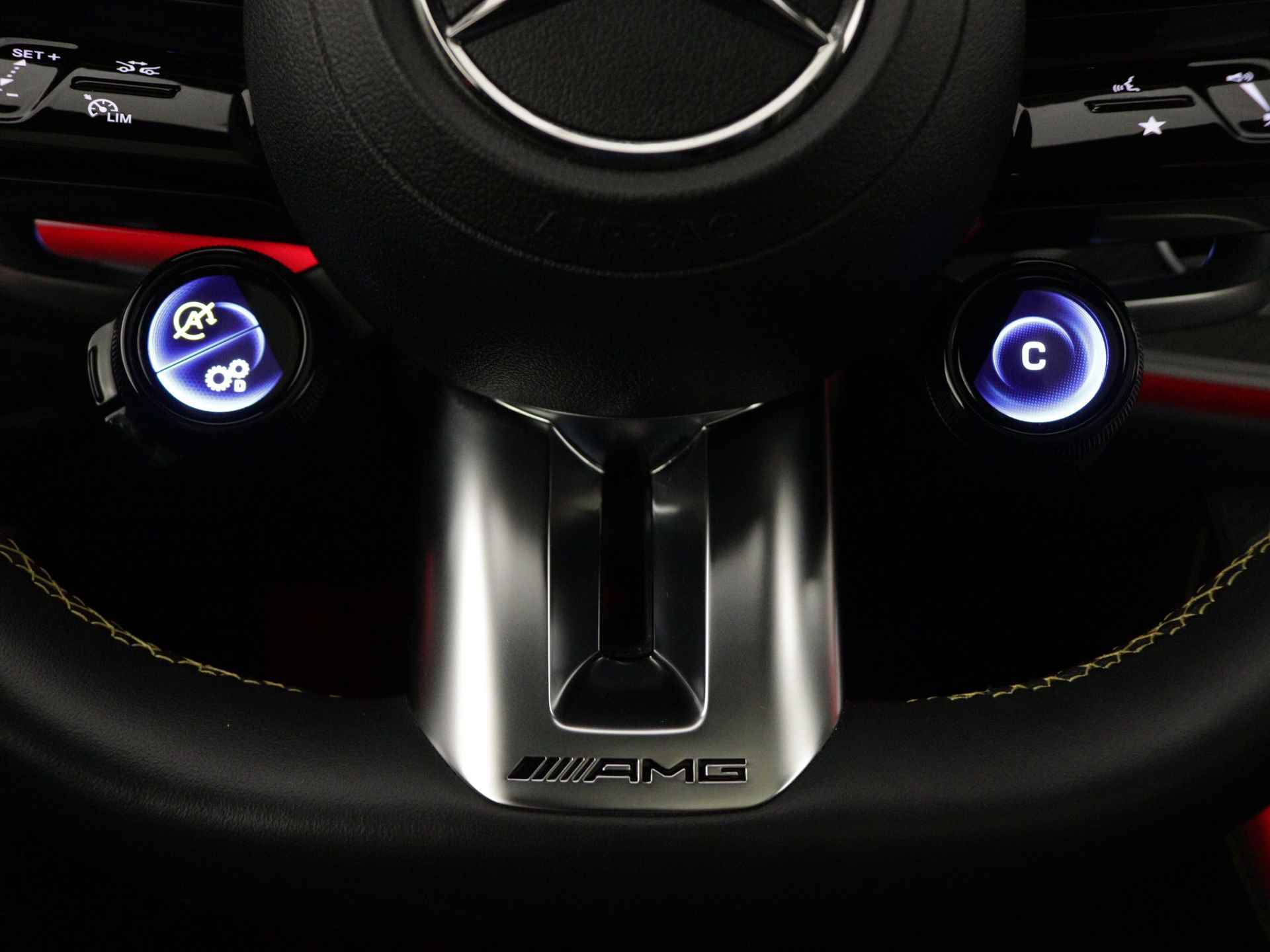 Mercedes-Benz E-Klasse 63 S AMG 4MATIC+ | V8 | 612pk | Multibeam | Stoelventilatie/-verwarming | Panoramdak | Burmester | Inclusief 24 maanden MB Certified garantie voor Europa. - 22/39