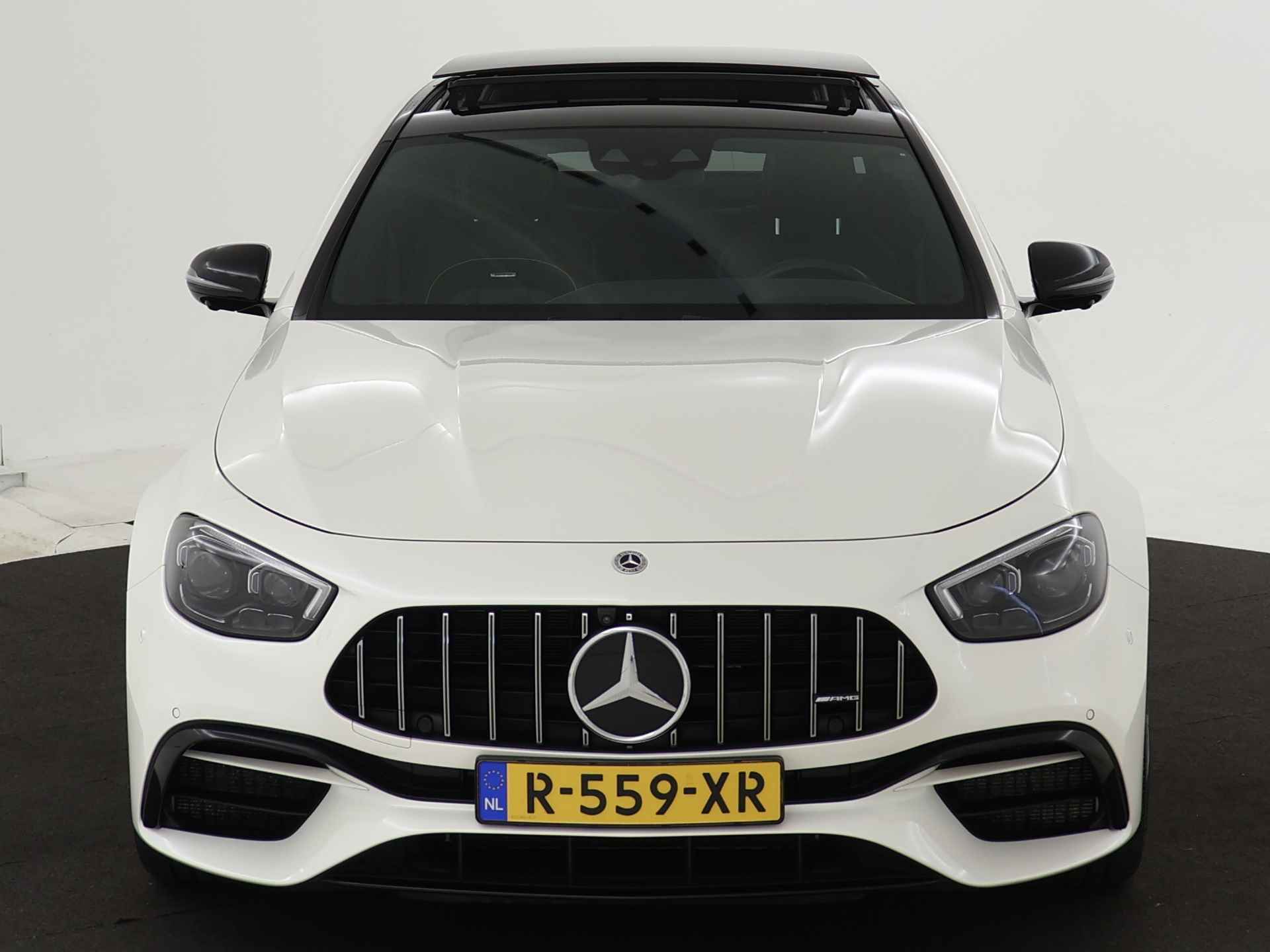 Mercedes-Benz E-Klasse 63 S AMG 4MATIC+ | V8 | 612pk | Multibeam | Stoelventilatie/-verwarming | Panoramdak | Burmester | Inclusief 24 maanden MB Certified garantie voor Europa. - 23/39