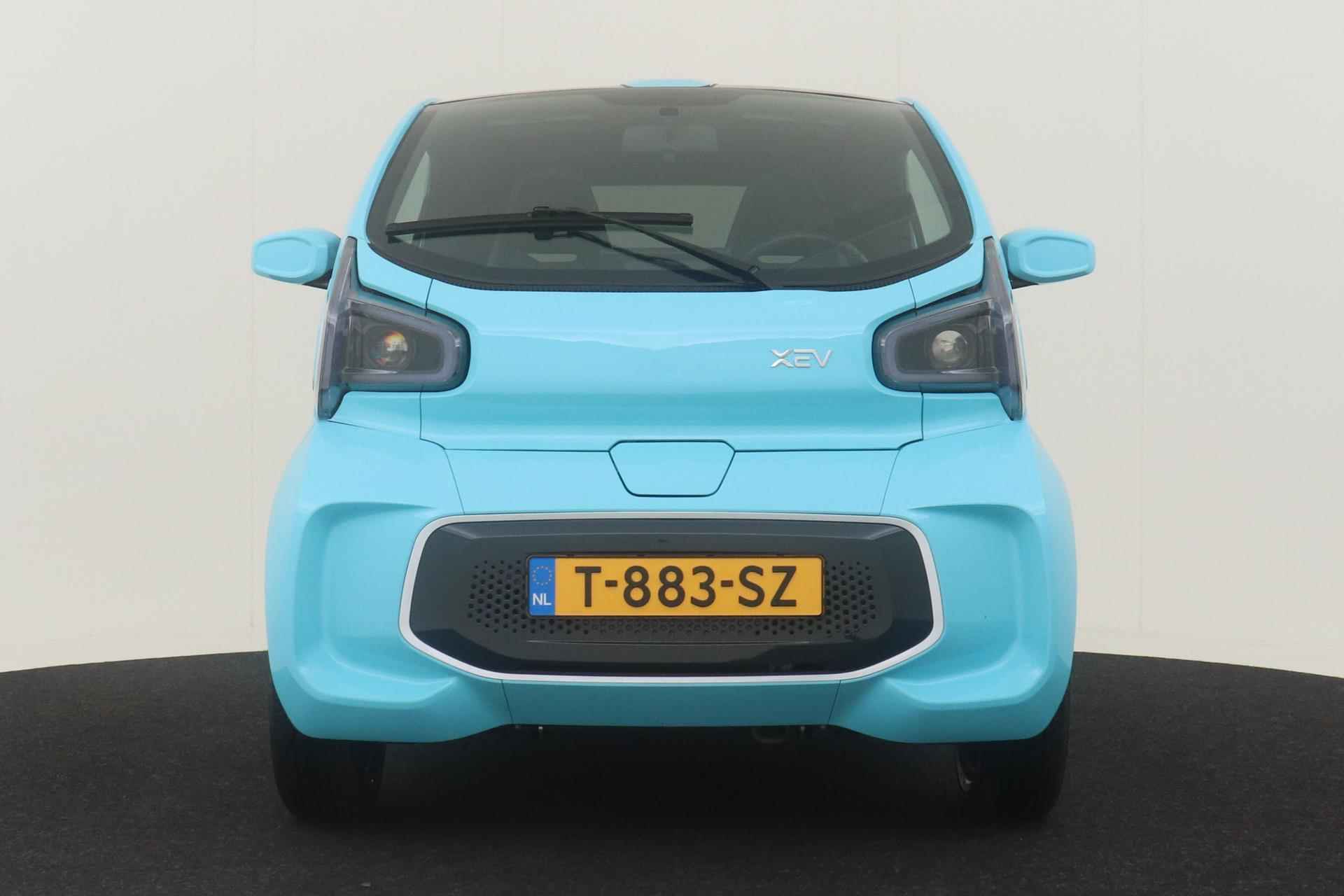 XEV YOYO EASY -PANO.ROOF|HEATED-SEATS|KEYLESS|ABS|BLUETOOTH - 9/77