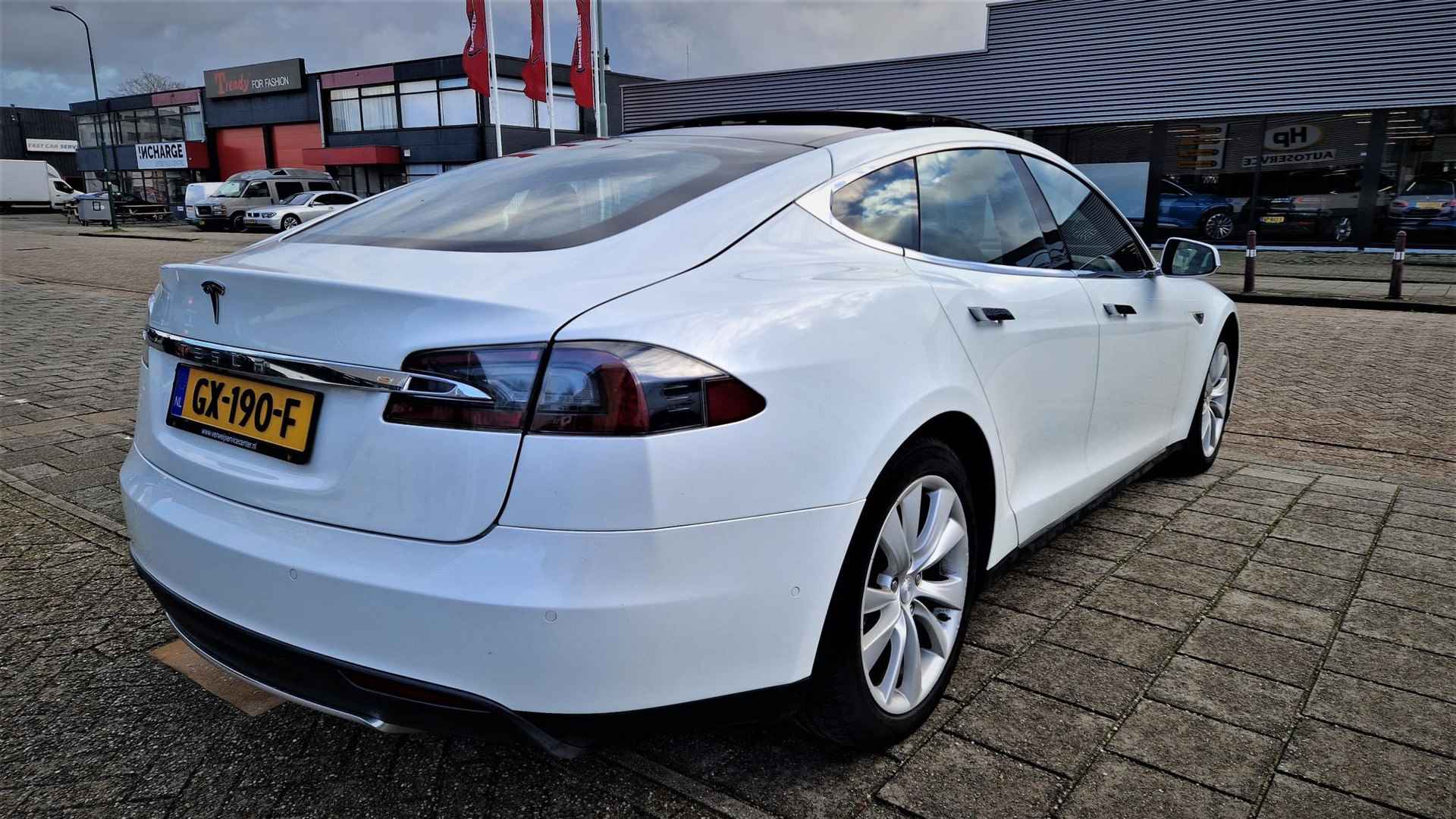 Tesla Model S 70D Base FREE SUPERCHARGE | AUTOPILOT - 8/32