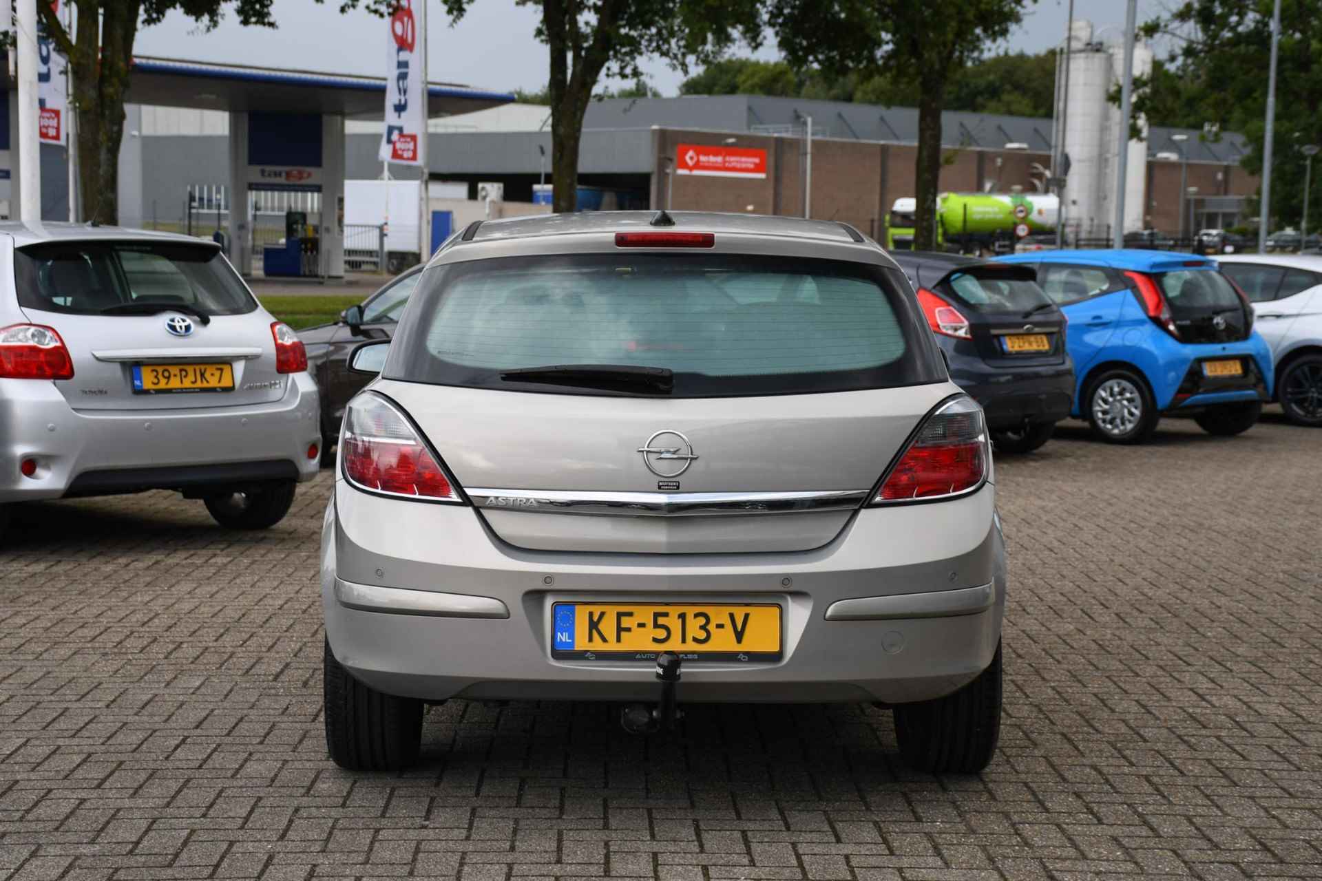 Opel Astra 1.6 Edition CRUISE CONTROL/ TREKHAAK/ LM 16 - 9/29