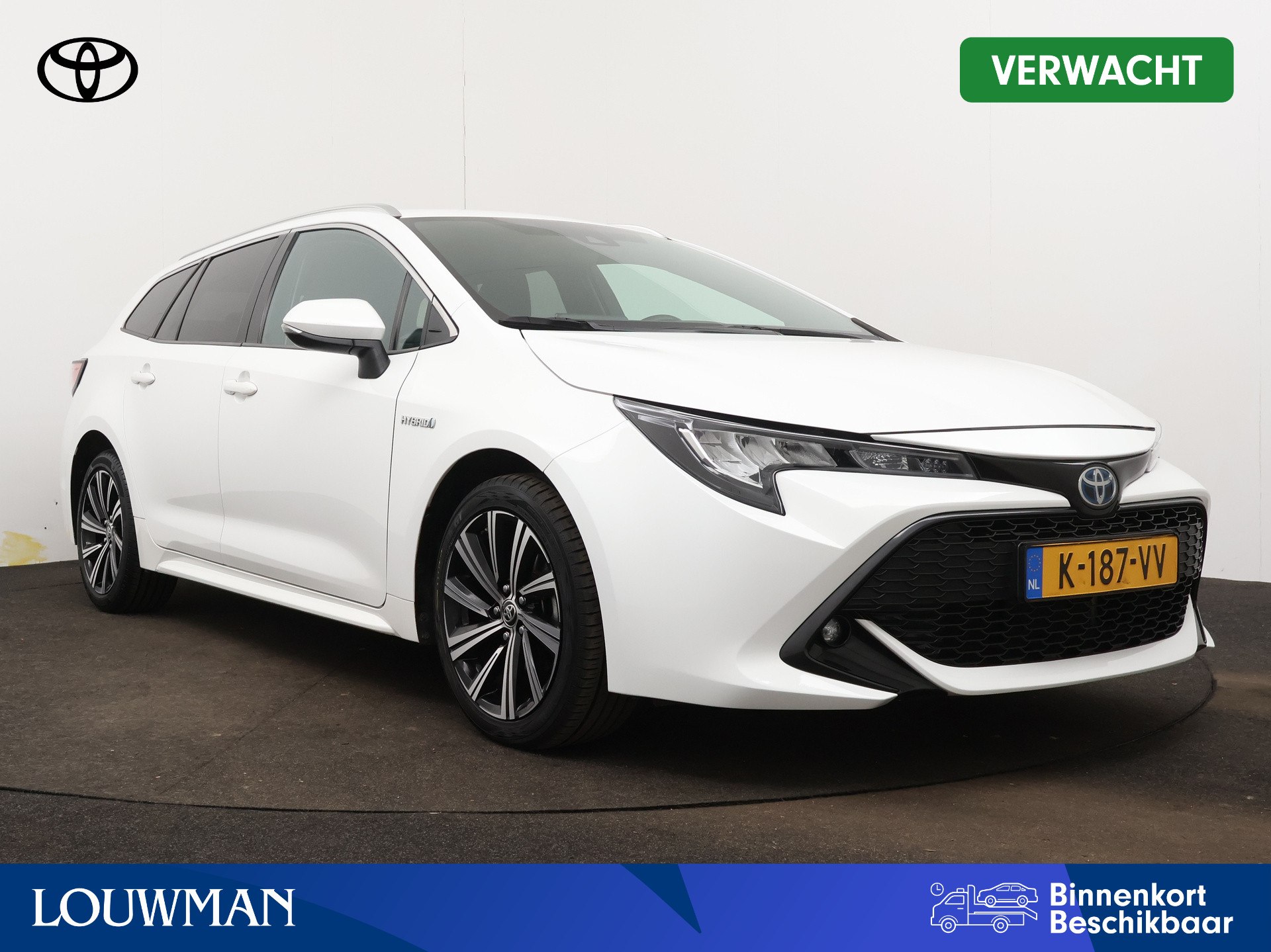 Toyota Corolla Touring Sports Touring Sports 1.8 Hybrid Dynamic Automaat | Camera | Climate Control | Stoelverwarming | Cruise Control Adaptief | LM velgen |