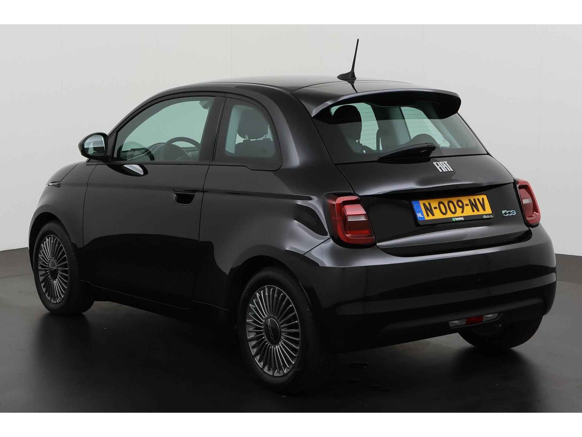 Fiat 500 RED 24 kWh 3-fase | 16.945,- na subsidie | Apple/Android Carplay | Digital Cockpit | Stoelverwarming | Zondag Open! - 6/43