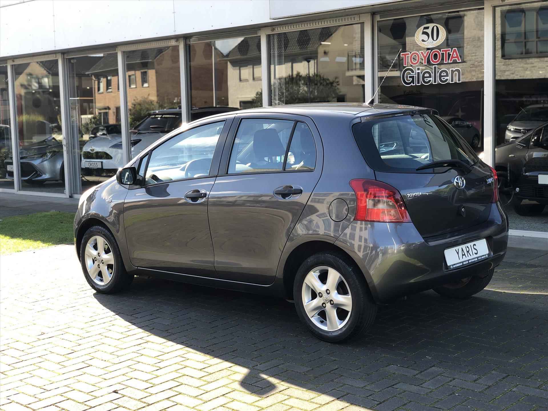 Toyota Yaris 1.3 VVTI 5-DRS Sol | Airconditioning, Lichtmetalen velgen, Centrale deurvergrendeling, Elektrische ramen - 4/21