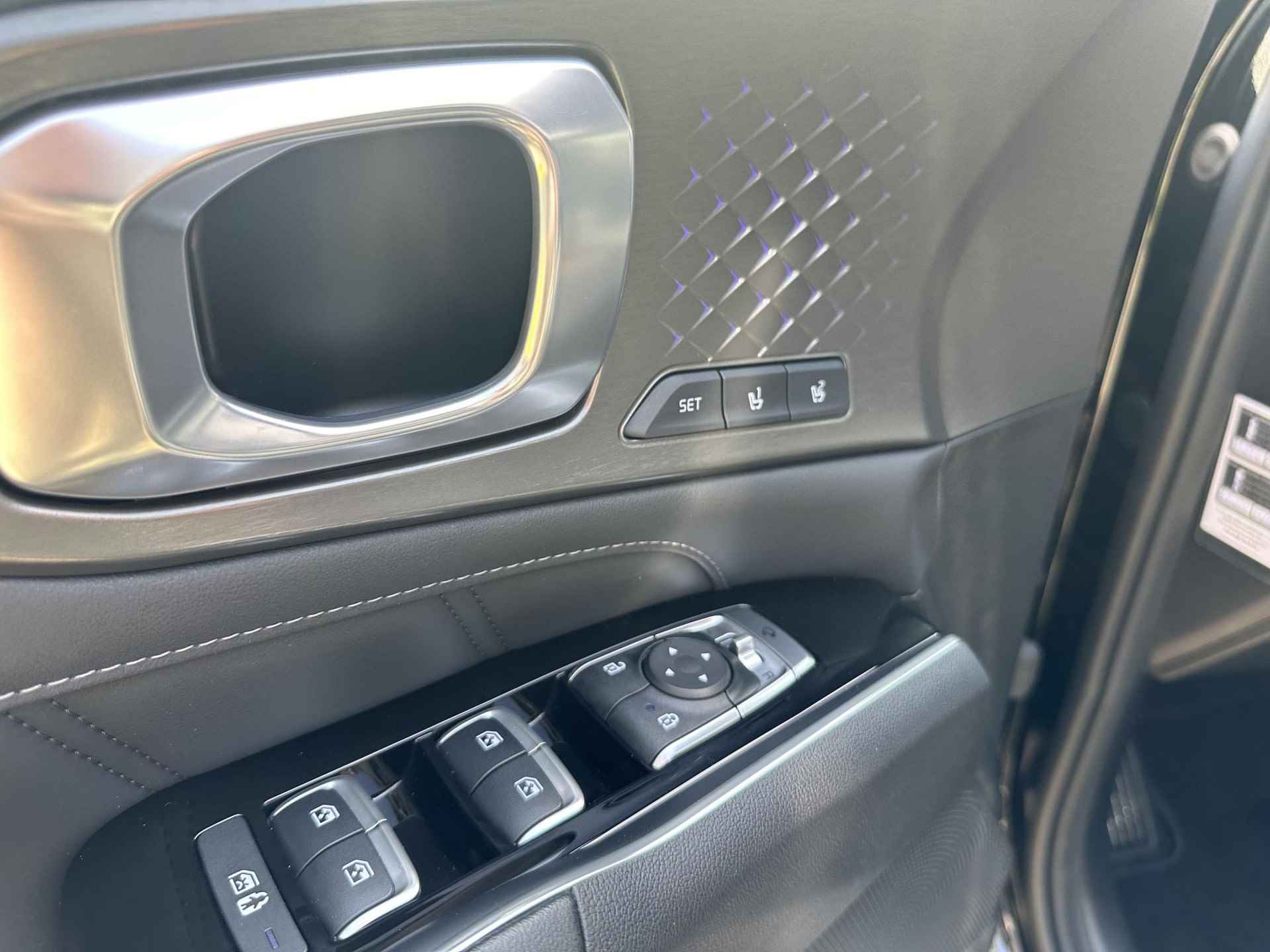 Kia Sorento 1.6 T-GDI Plug-in Hybrid 4WD ExecutiveLine 7p. Black Edition | Dodehoekcamera | Lederen bekleding | - 13/16