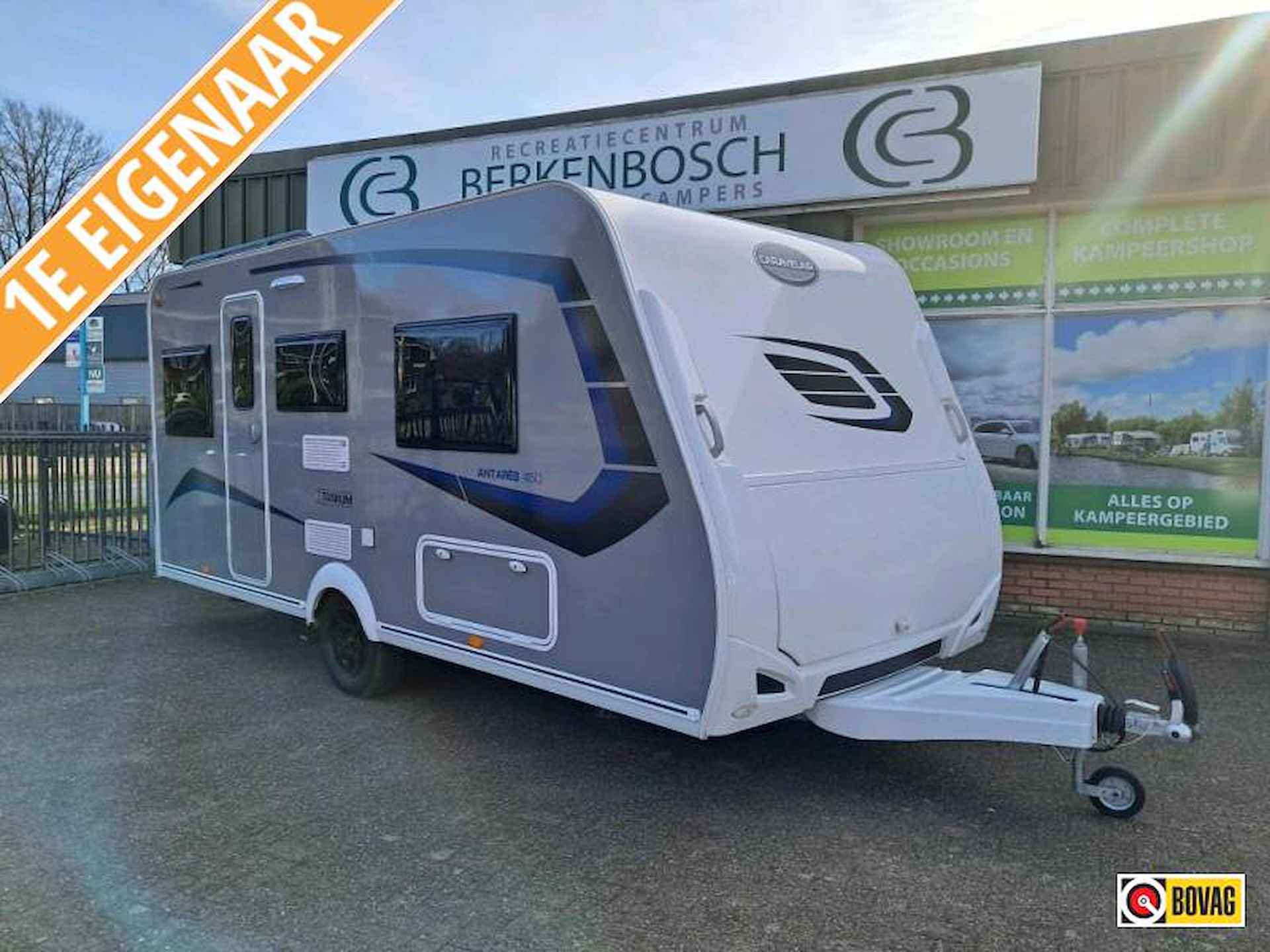 Caravelair Antares Titanium 450 MOVER + VOORTENT + LUIFEL