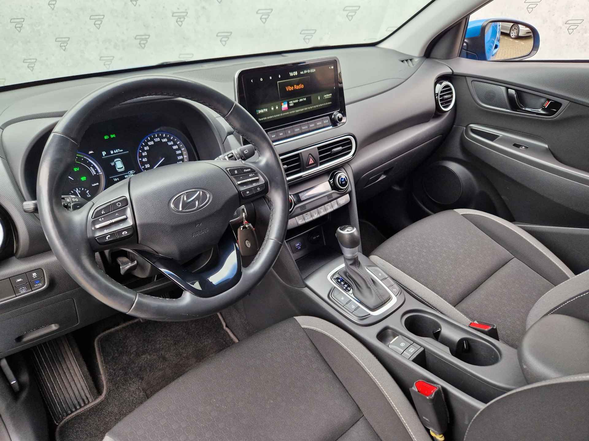 Hyundai Kona 1.6 GDI HEV Comfort Smart | Navi | Clima | PDC | Stoelverwarming | KRELL | Licht- en Regensensor | LED | - 4/27