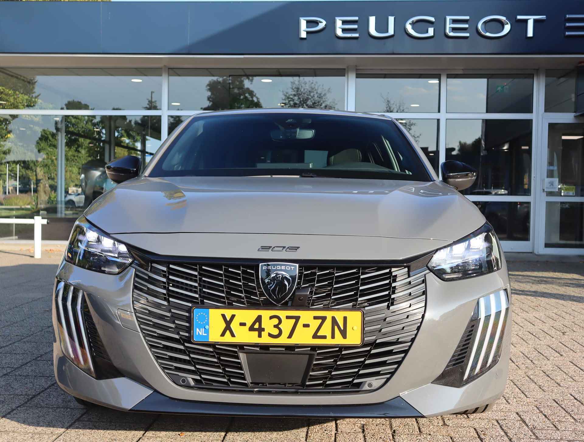 PEUGEOT 208 GT Hybrid 100PK e-DCS6 Automaat, Rijklaarprijs, Alcantara Camera voor en achter Adaptieve cruise control - 14/75