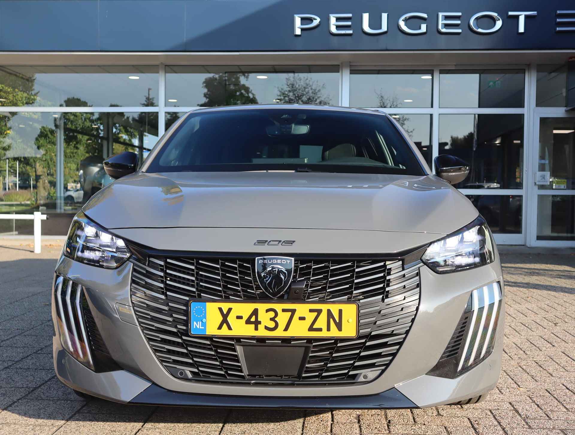 PEUGEOT 208 GT Hybrid 100PK e-DCS6 Automaat, Rijklaarprijs, Alcantara Camera voor en achter Adaptieve cruise control - 15/75