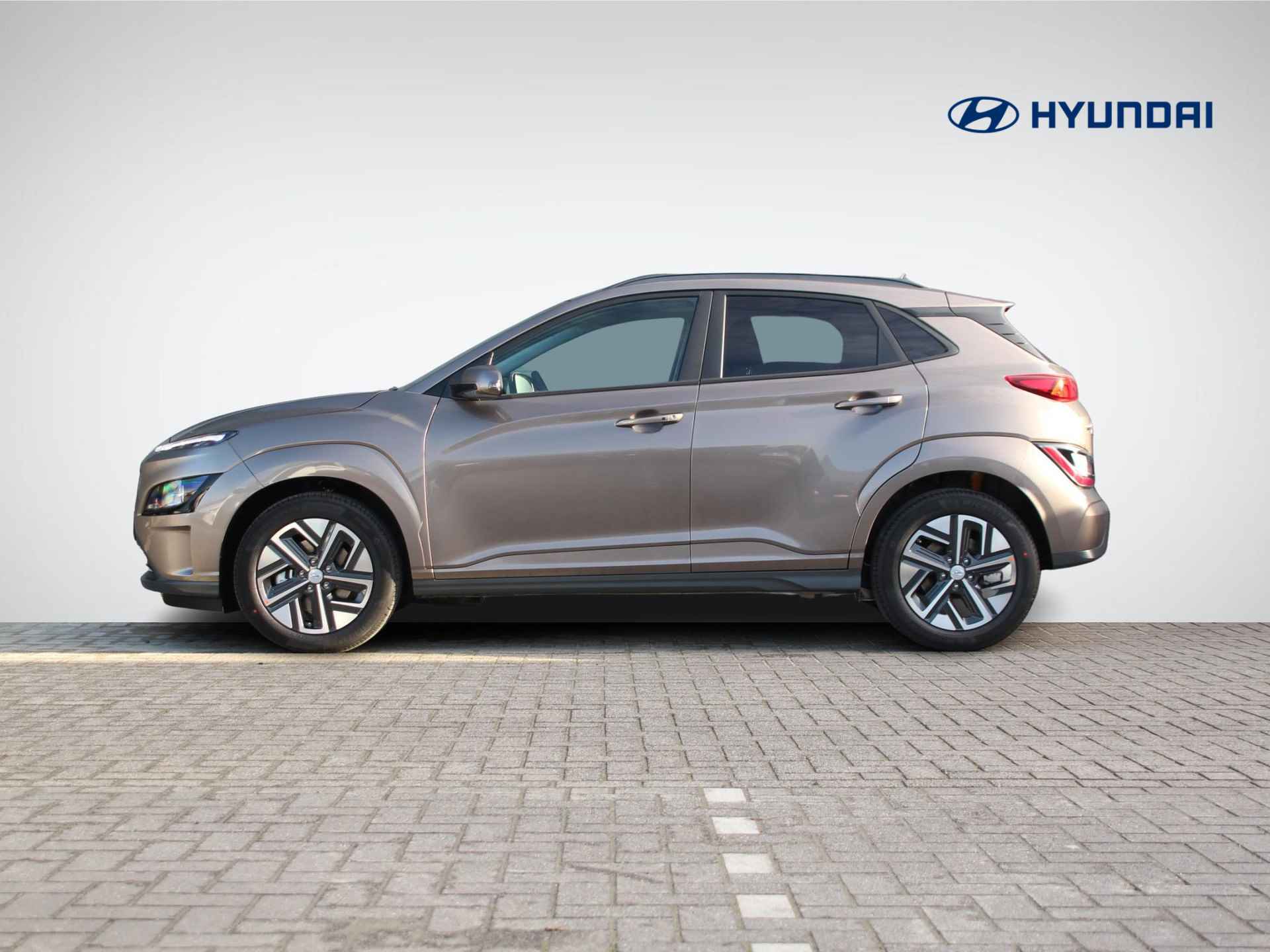 Hyundai Kona EV Fashion 39 kWh *SUBSIDIE MOGELIJK* | Head-Up Display | Navigatie | Camera | Apple Carplay/Android Auto | Premium Audio | Keyless Entry | Rijklaarprijs! - 6/25