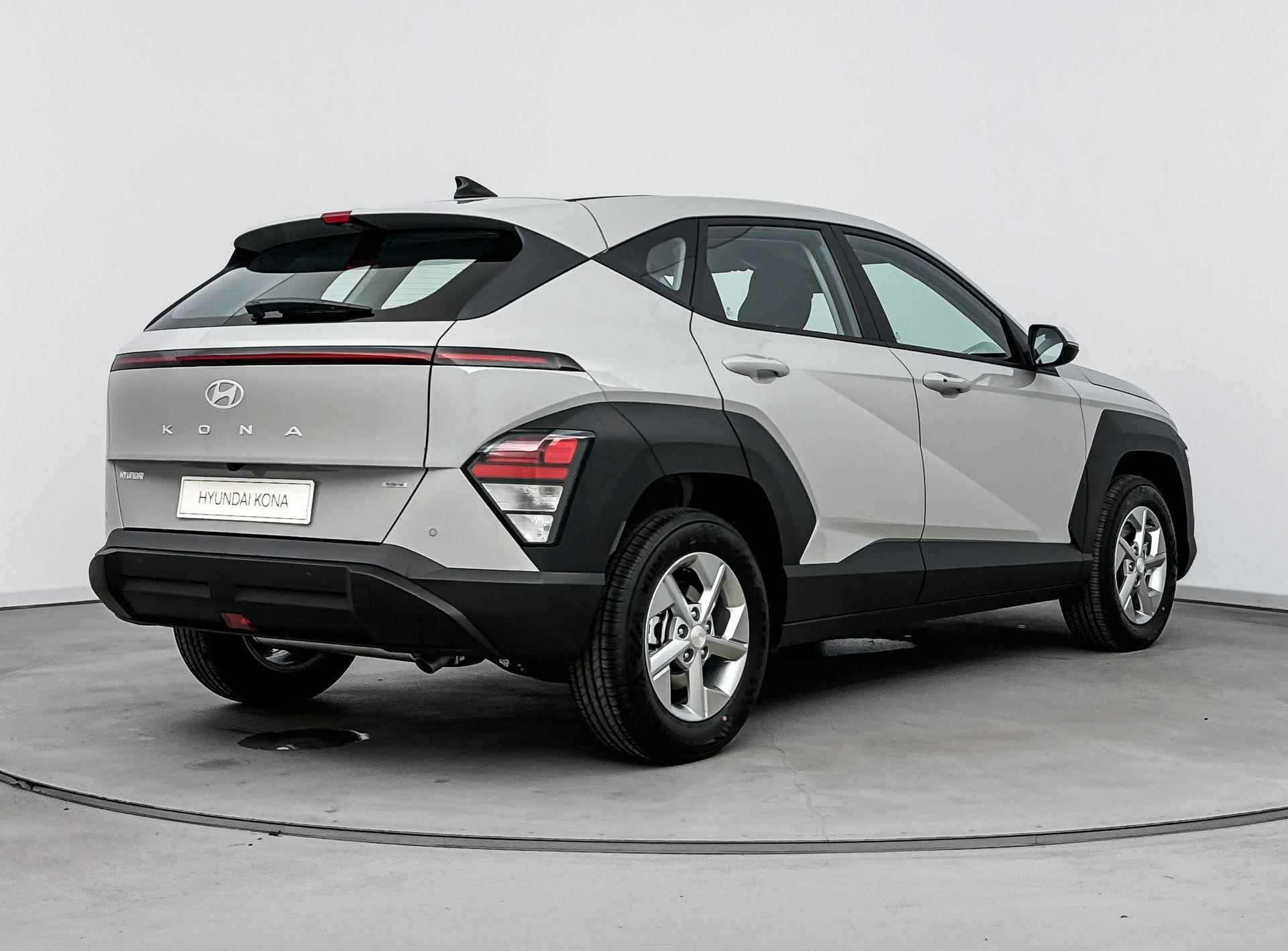 Hyundai Kona 1.6 GDI HEV Comfort ACTIE UIT VOORRAAD LEVERBAAR!| NAVI | PARKEER SENSOREN VOOR EN ACHTER | INCL. €2000,- KORTING | ACHTERUITRIJ CAMERA | ADAPTIVE CRUISE CONTROL MET STOP EN GO | DIRECT LEVERBAAR | - 3/33