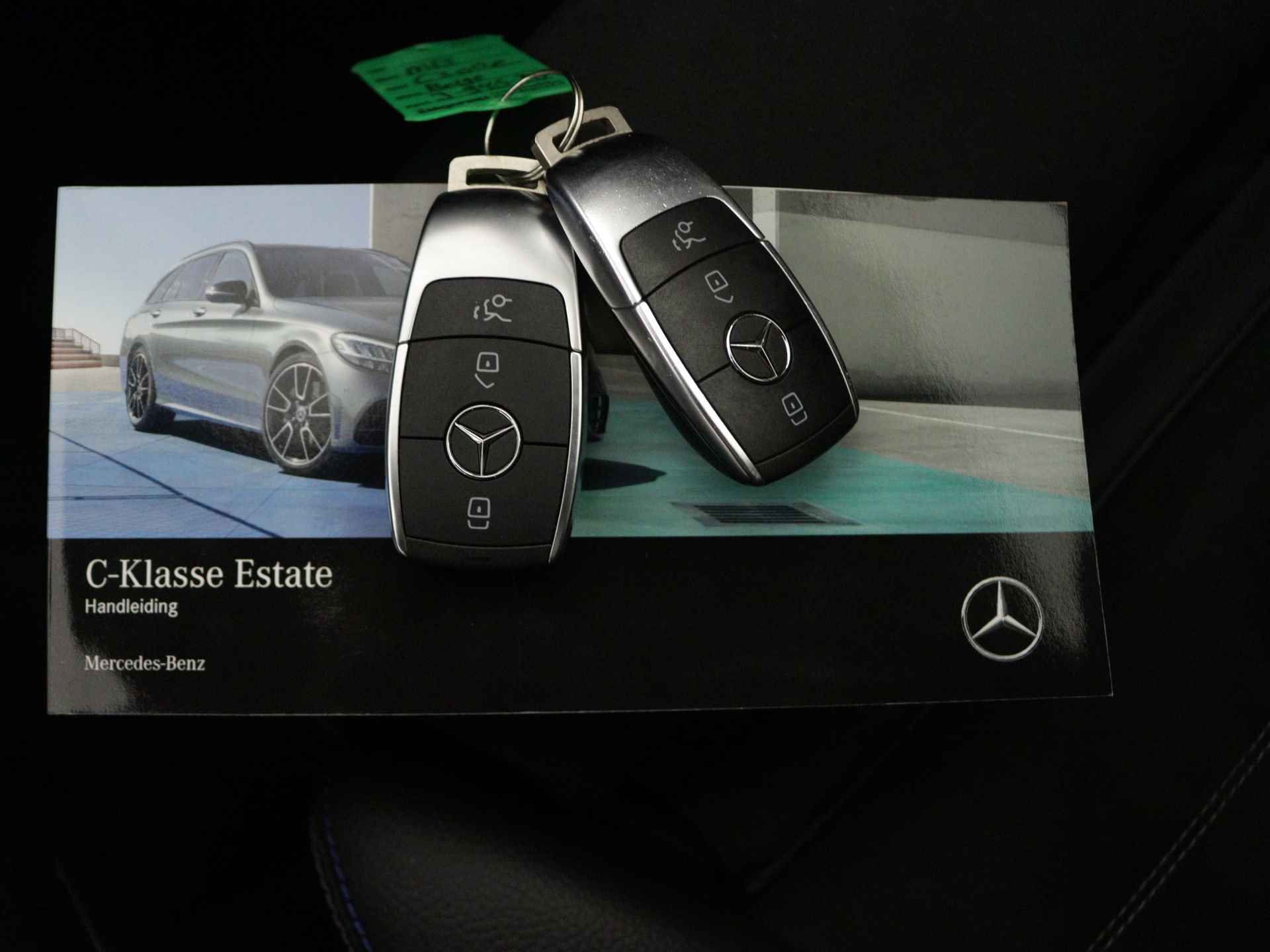 Mercedes-Benz C-Klasse Estate 300 e AMG Nightpakket | Panoramadak | Rijassistentie Pack | 360 gr Camera | Sfeerverlichting | Apple CarPlay | Alarm | Inclusief 24 maanden Mercedes-Benz Certified garantie voor Europa. - 14/46