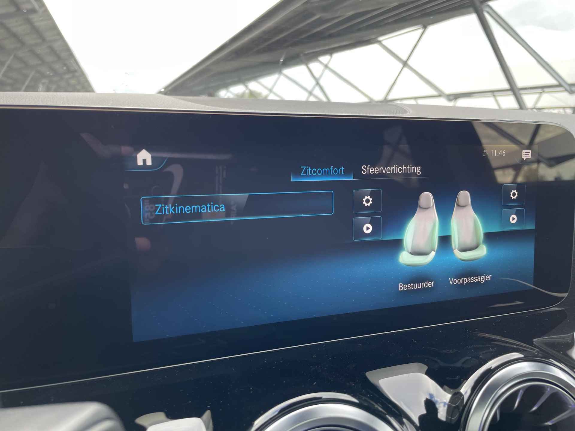 Mercedes-Benz EQA 250+ Business Edition 71 kWh | Panoramadak | 360 camera | Memory stoelen | Sfeerverlichting | Stoelverwarming | - 25/34