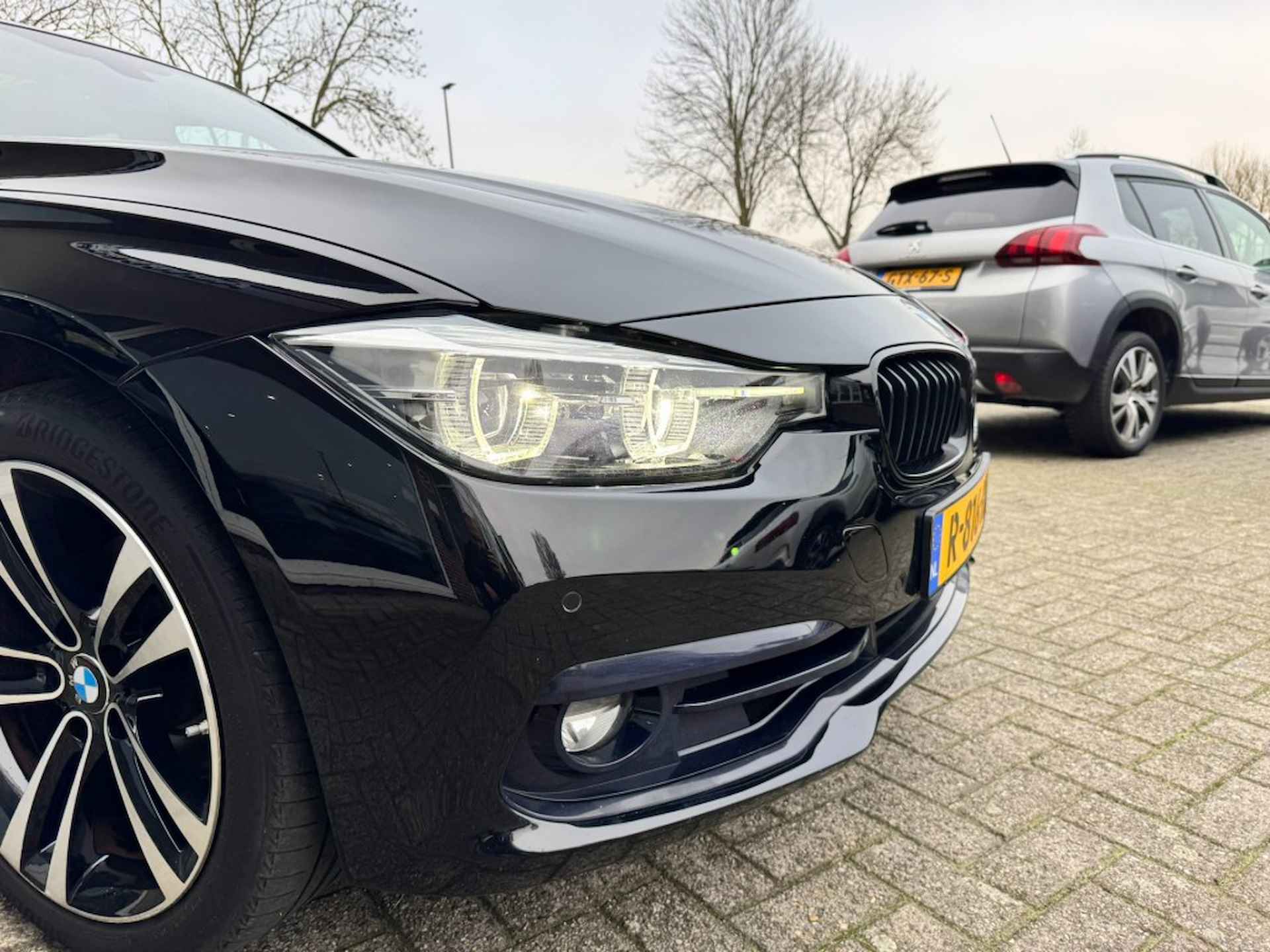 BMW 3-serie 320I EXECUTIVE/PANO/TREKHAAK - 4/32