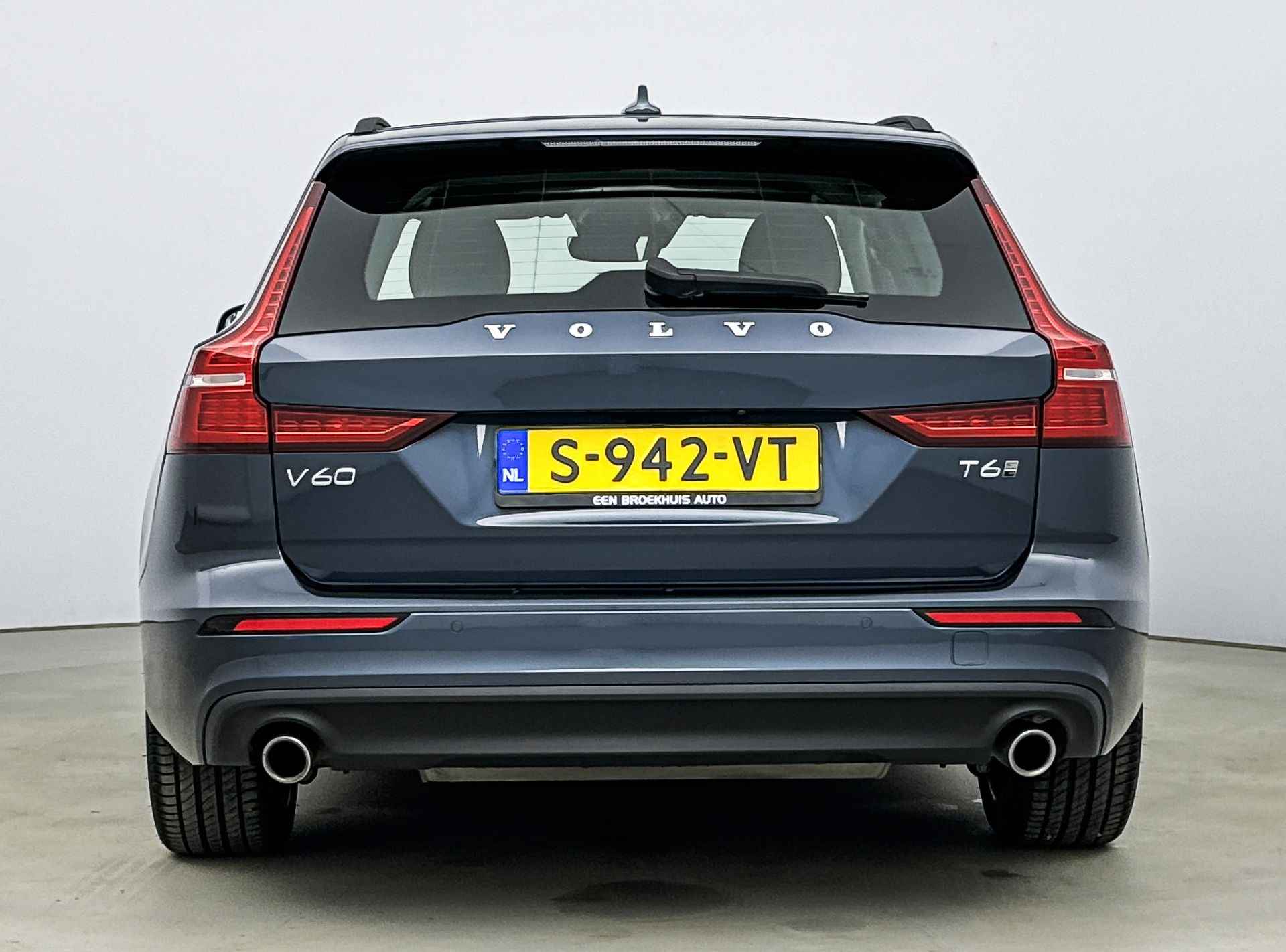 Volvo V60 T6 RECHARGE MOMENTUM | BLIS | 18 INCH | CLIMATE LINE | PDC CAMERA | CTA | - 20/28