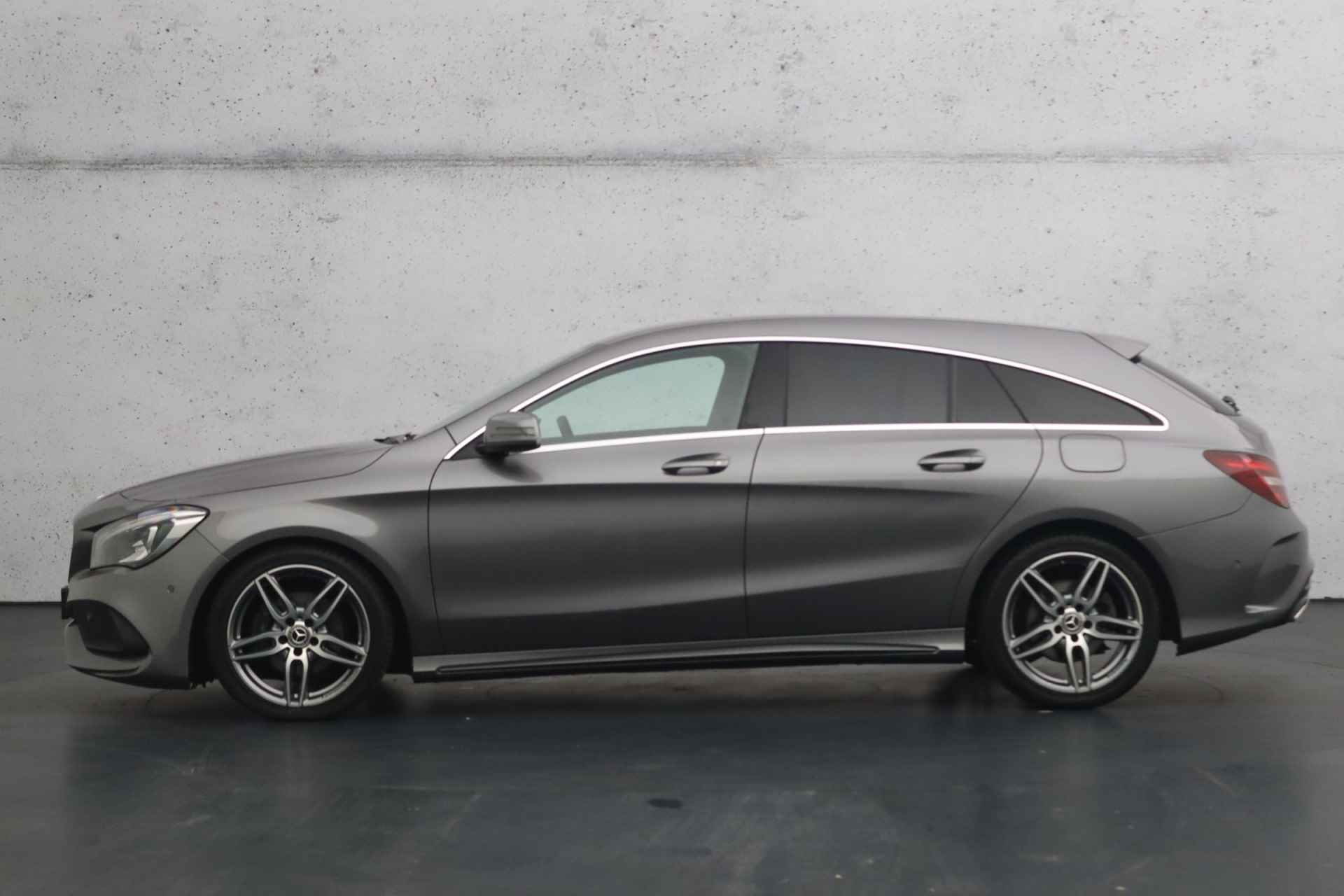 Mercedes-Benz CLA-Klasse Shooting Brake 180 | AMG-Styling | Stoelverwarming | Camera | Parkeersensoren | Apple carplay - 7/32