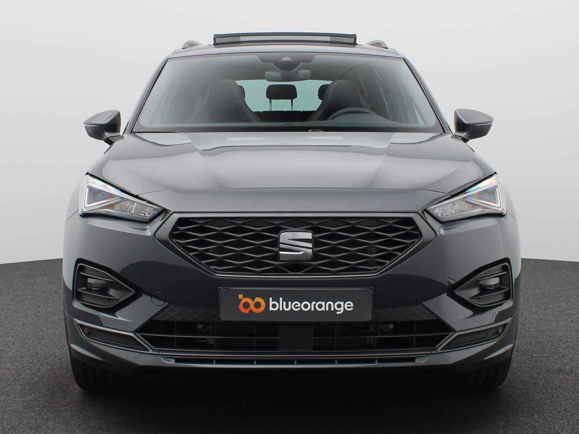 SEAT Tarraco 1.4 TSI e-Hybrid PHEV FR 245PK DSG Panoramadak, trekhaak, achteruitrijcamera, stuur/stoelverwarming voor+achter, keyless, 20'' lichtmetaal - 13/52