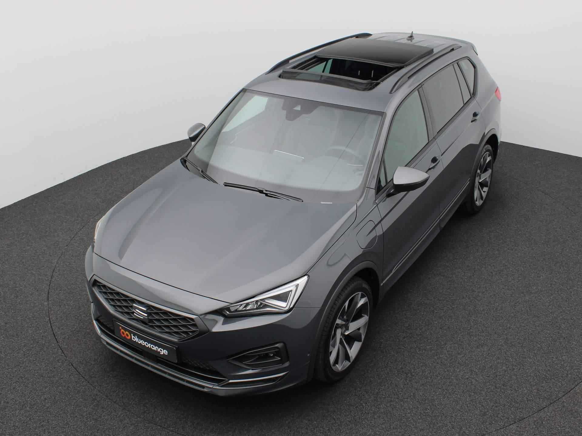 SEAT Tarraco 1.4 TSI e-Hybrid PHEV FR 245PK DSG Panoramadak, trekhaak, achteruitrijcamera, stuur/stoelverwarming voor+achter, keyless, 20'' lichtmetaal - 14/52