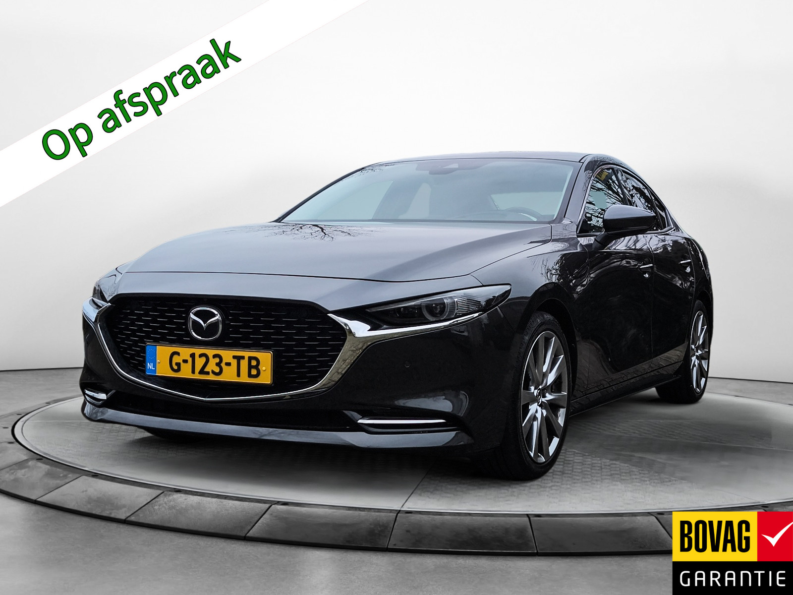 Mazda 3 2.0 e-SkyActiv-X M Hybrid 180 Luxury (180PK), 1e-Eig. Dealer-Onderh. BOVAG-Garantie. NL-Auto. Leer, Navigatie/Apple-Carplay/Android-Auto, Adaptive-Cruisecontrol, Parkeersensoren-V+A, Keyless-Entry/Start, Stoelverwarming, LM.-Velgen-18Inch, Privacy-Glas