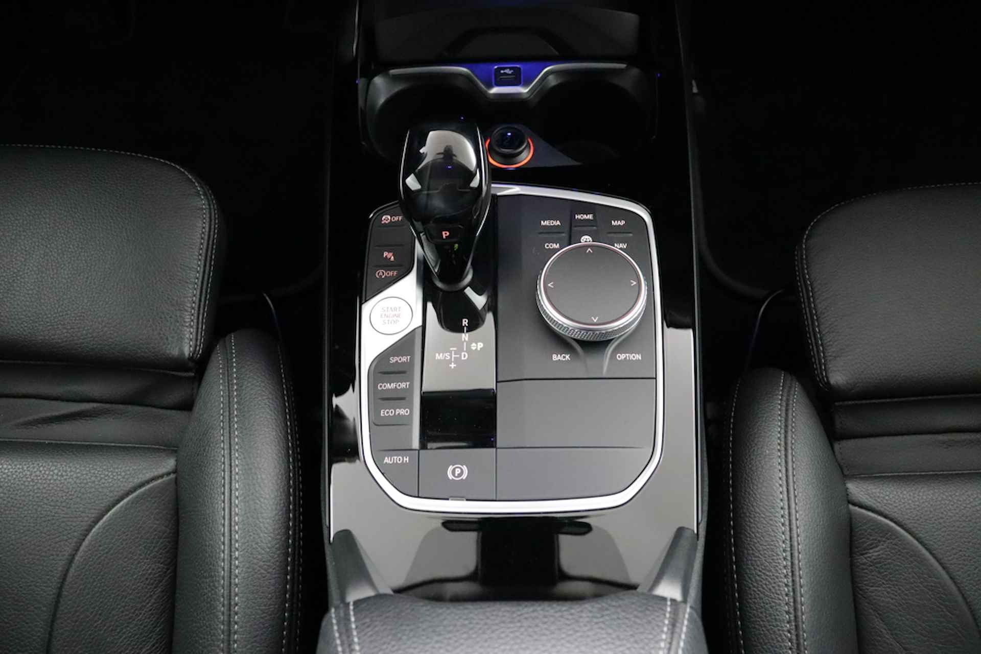 BMW 2 Serie Gran Coupé 218i High Executive Black Edition - Panorama, Orig.NL - 12 MND GARANTIE | Leer | Live Cockpit PRO | LED+ | Camera -RIJKLAAR - 12/50