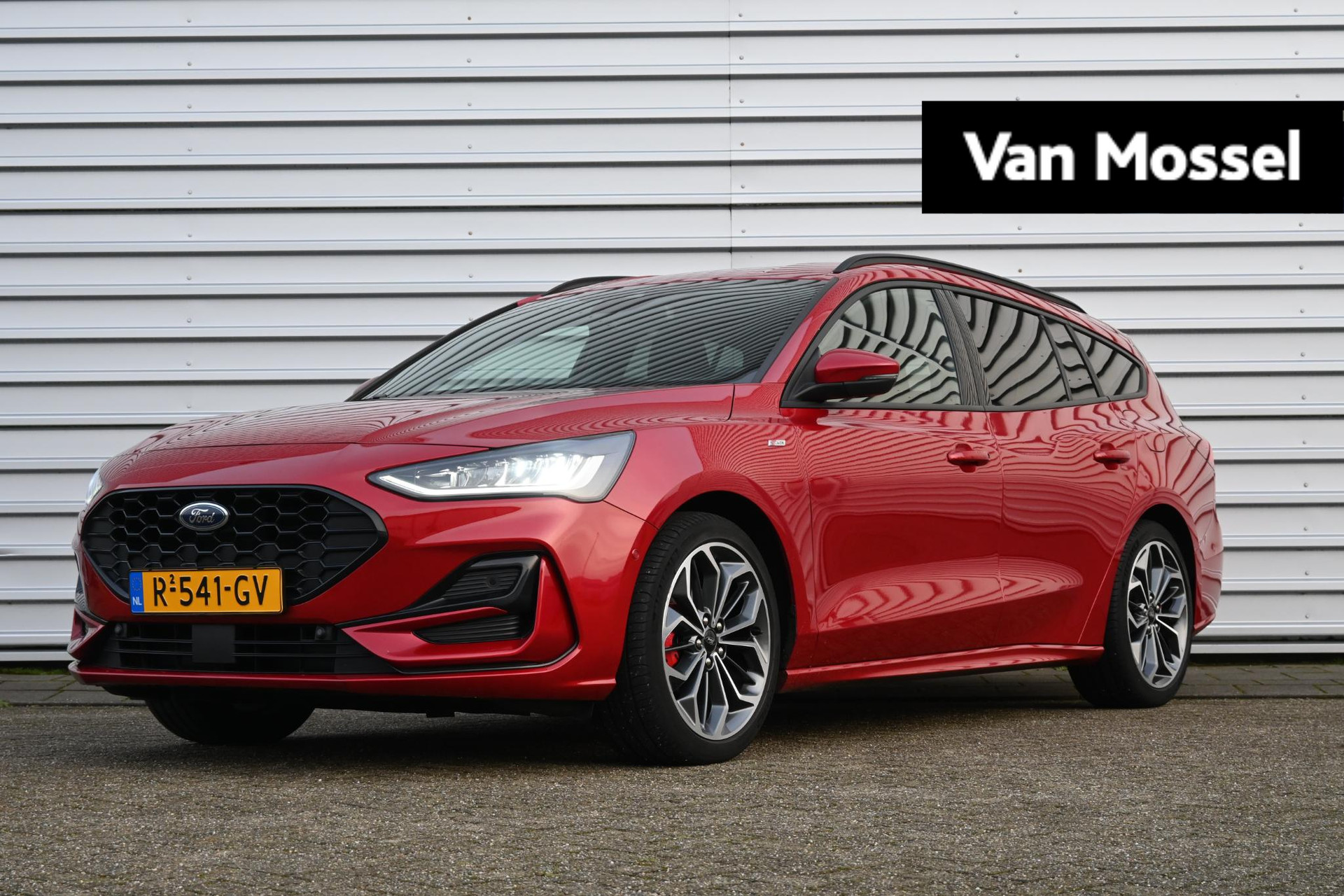 Ford Focus Wagon 1.0 EcoBoost ST Line X Business | Adaptive cruise control | Navigatie | voorruitverwarming | BOMVOL |