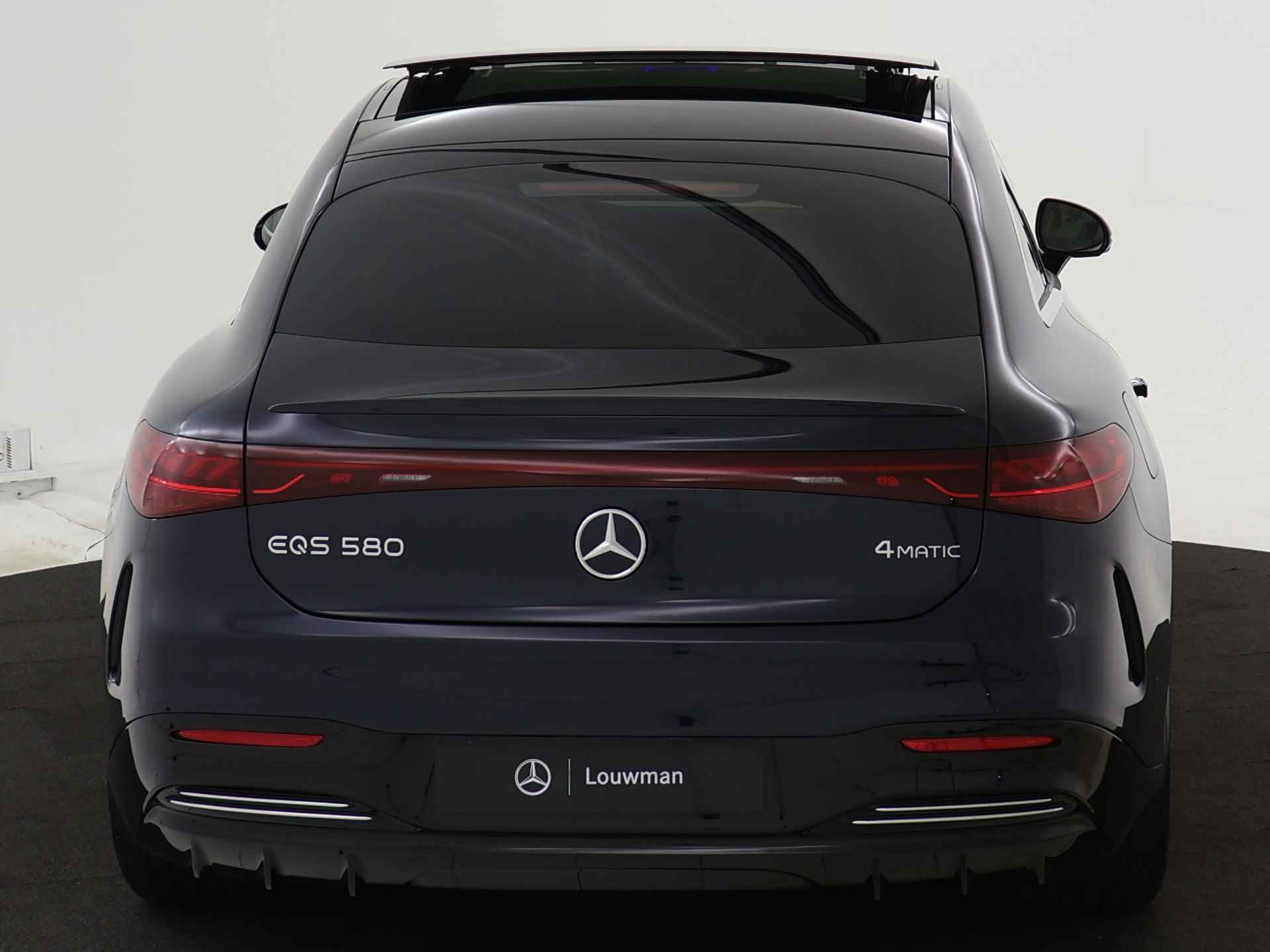 Mercedes-Benz EQS 580 4MATIC AMG Line 108 kWh | Garagedeuropener | Akoestiekcomfort pakket | Achterasbesturing tot 10° |  EASY PACK achterklep | Draadloos oplaadsysteem voor Smartphone | Memory pakket | KEYLESS GO-comfortpakket | USB pakket Plus | - 24/36