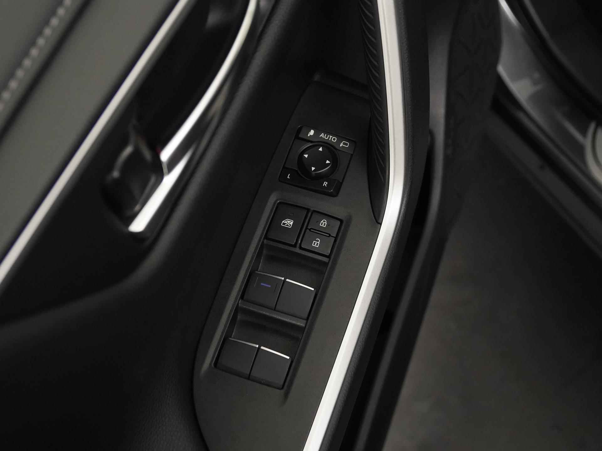 Toyota RAV4 2.5 Hybrid Style | Leder | Camera | Elek klep | Blind spot |  Zondag Open! - 32/40