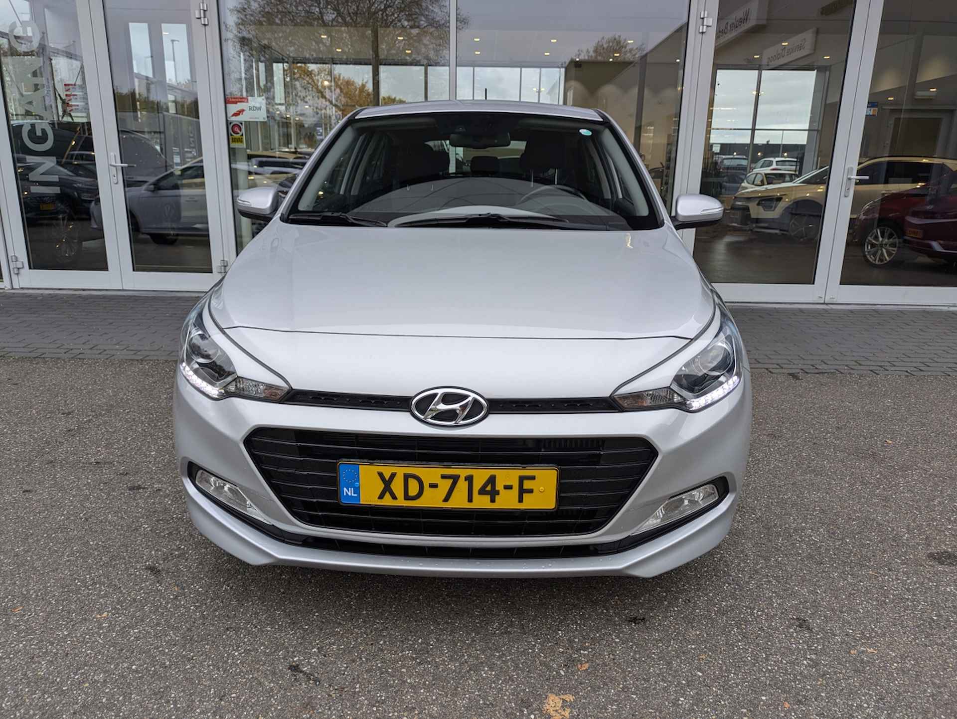 Hyundai I20 1.0 T-GDI Blue 100PK Comfort I Navigatie I Cruise Control - 3/22