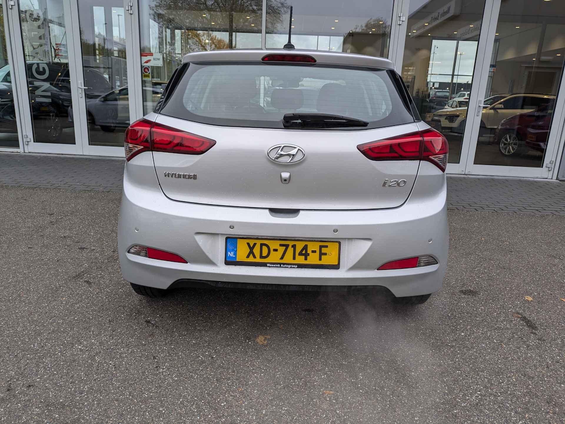 Hyundai I20 1.0 T-GDI Blue 100PK Comfort I Navigatie I Cruise Control - 6/22