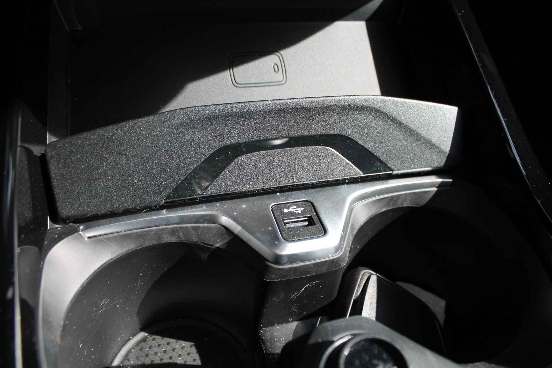 BMW 1-serie 118i High Executive M Sport Automaat / Panoramadak / Live Cockpit Professional / Parking Assistant / Cruise Control / Verwarmd stuurwiel / Stoelverwarming - 10/22
