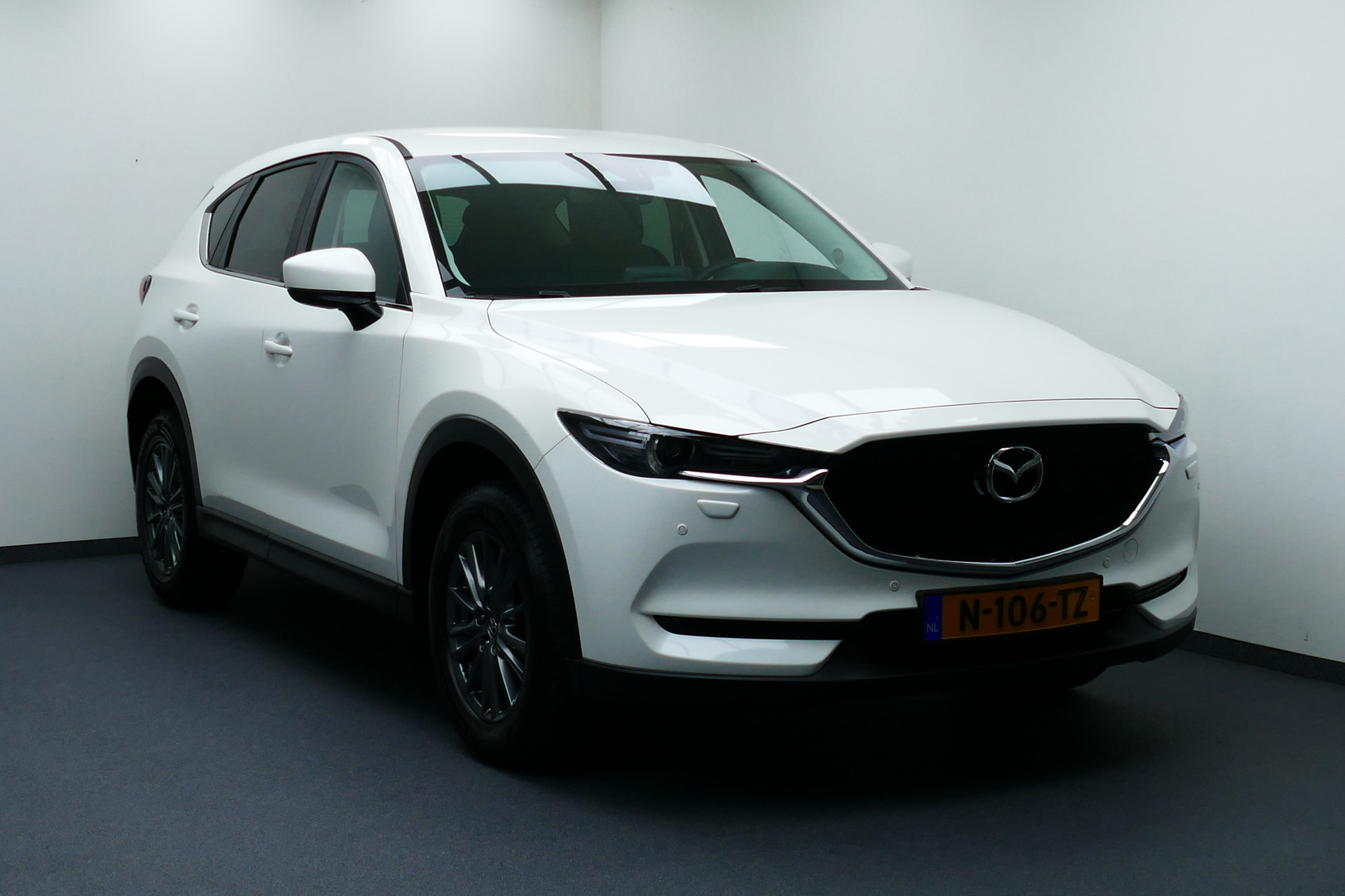 Mazda CX-5 2.0 SkyActiv-G 165 Skylease. Wit Parelmoer, Navi, Stoel&StuurVerw, Led Koplampen, Haak 1800kg